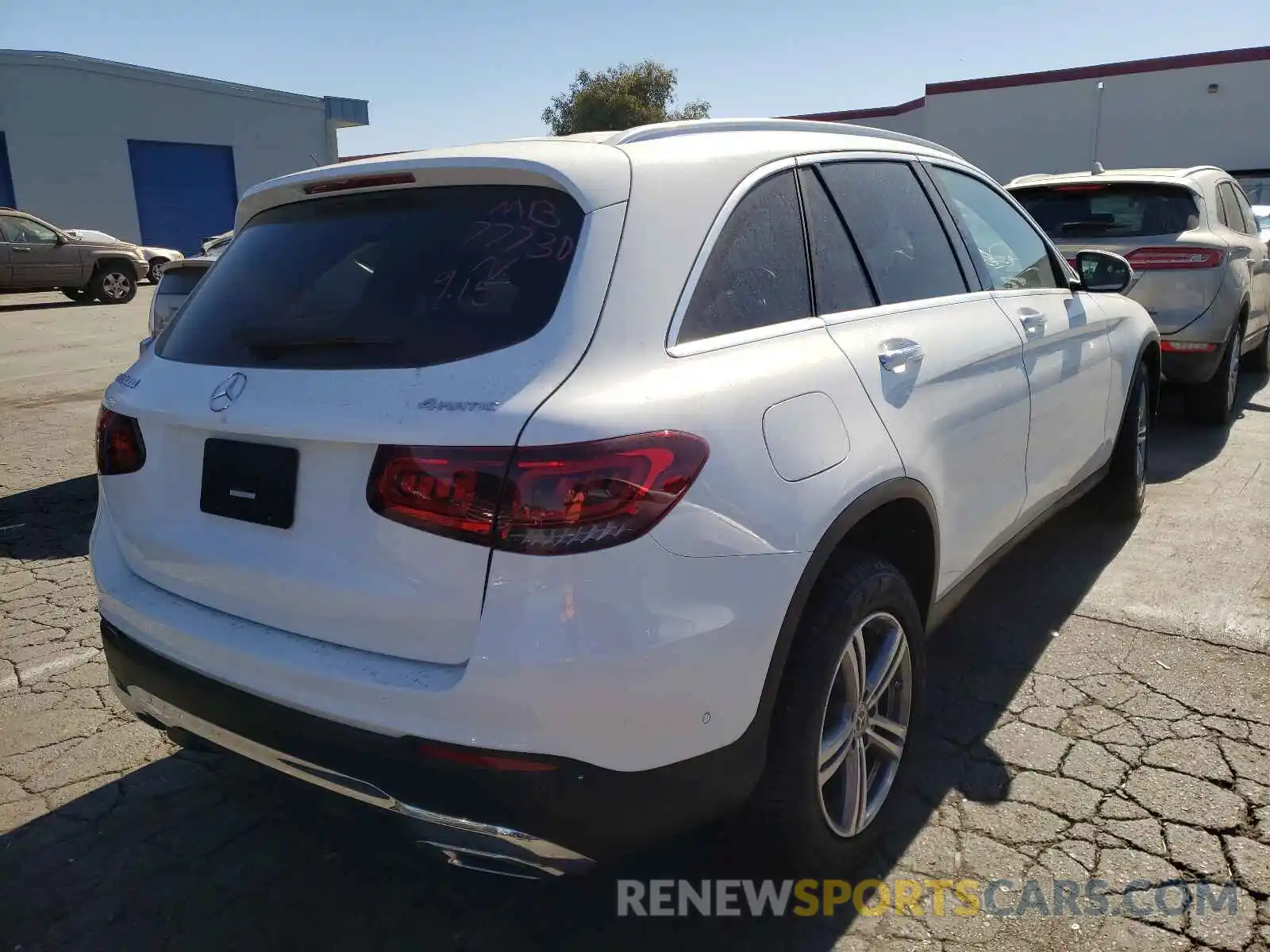 4 Photograph of a damaged car W1N0G8EB4MV296601 MERCEDES-BENZ GLC-CLASS 2021