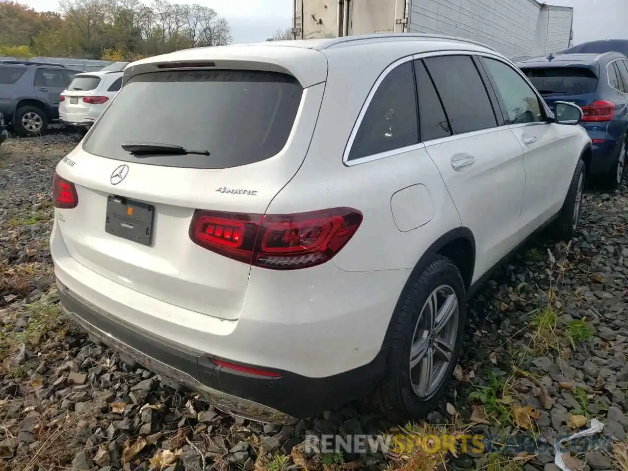 4 Photograph of a damaged car W1N0G8EB4MV304969 MERCEDES-BENZ GLC-CLASS 2021