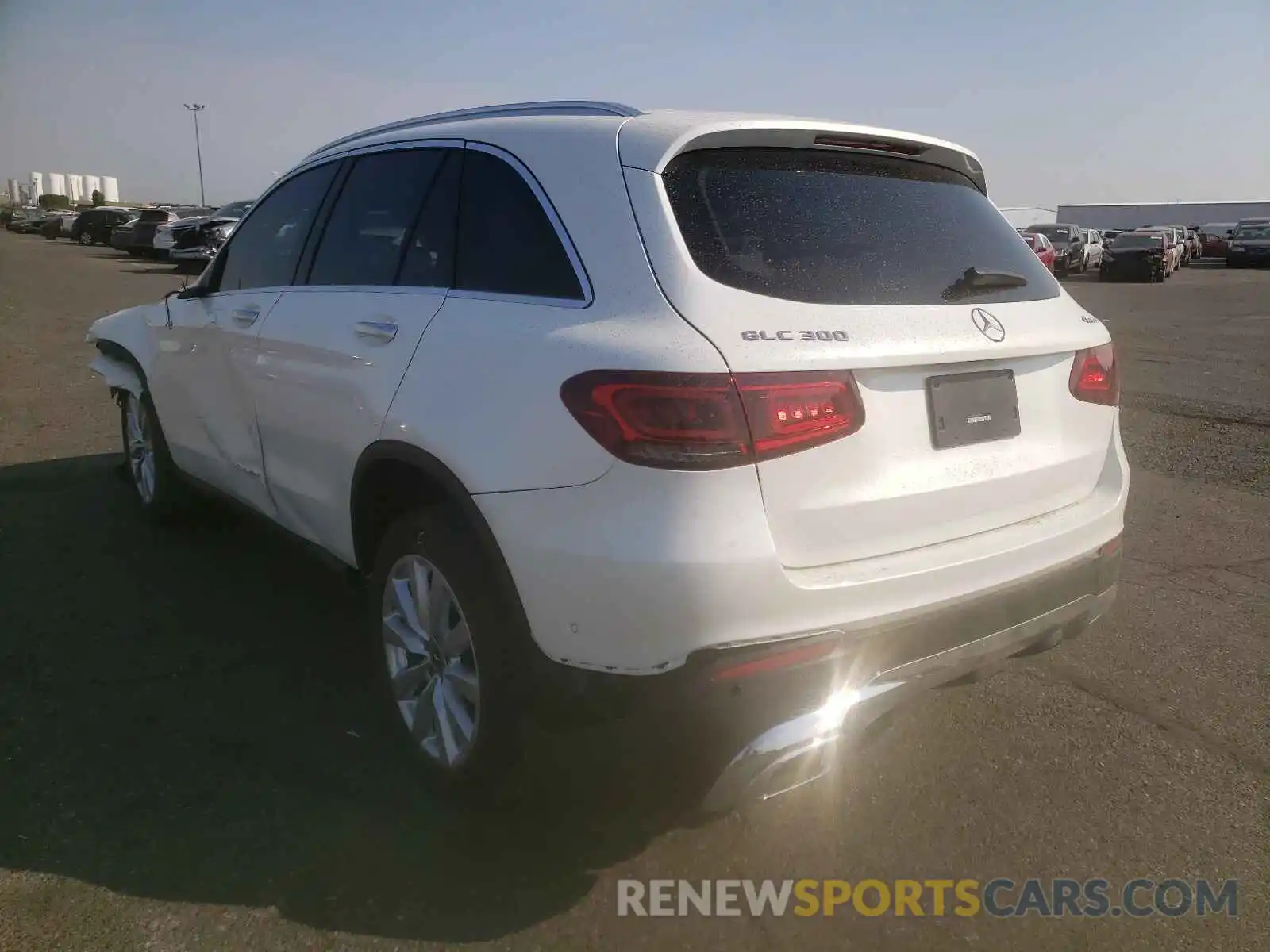 3 Photograph of a damaged car W1N0G8EB5MF873419 MERCEDES-BENZ GLC-CLASS 2021