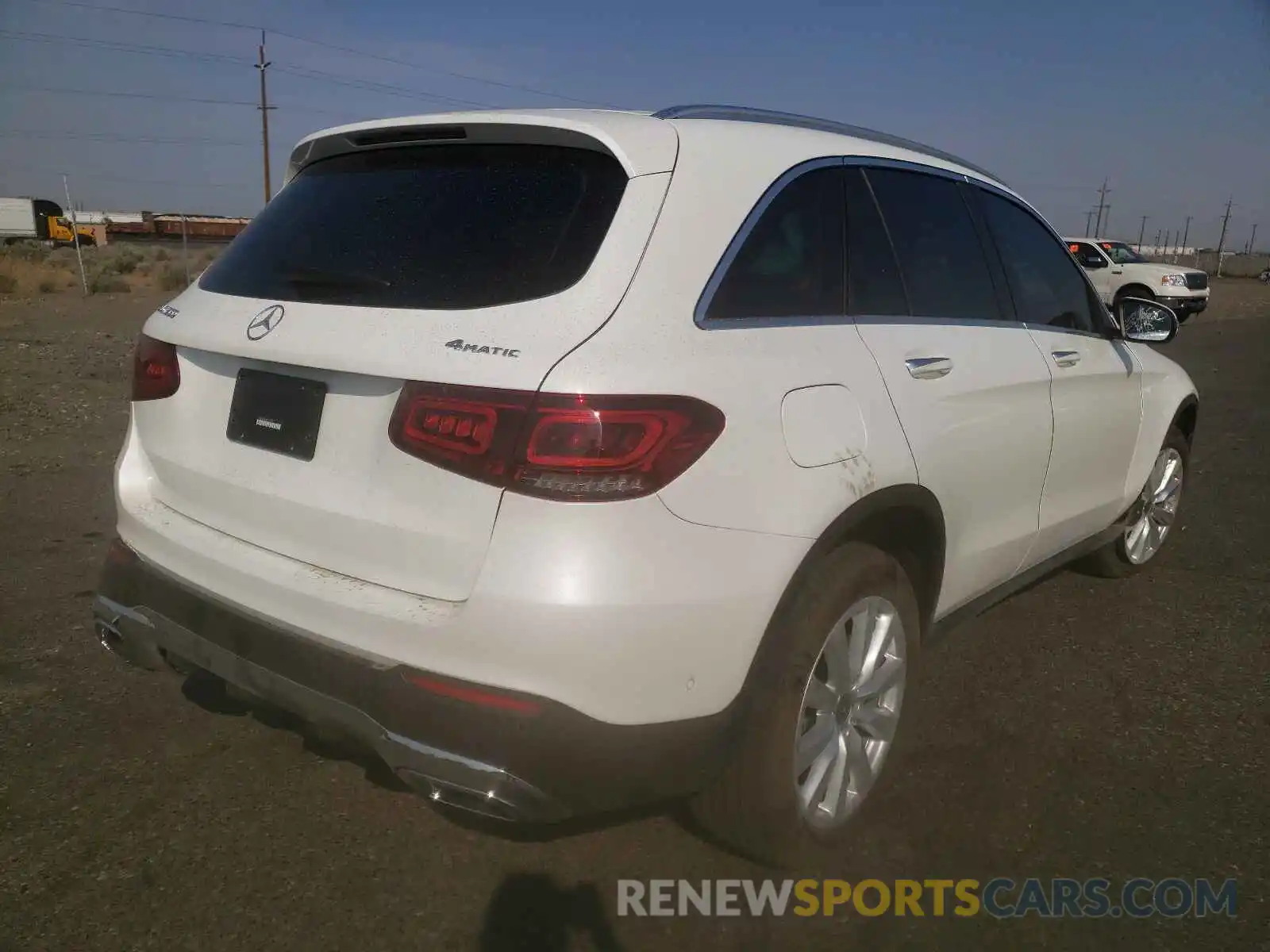 4 Photograph of a damaged car W1N0G8EB5MF873419 MERCEDES-BENZ GLC-CLASS 2021