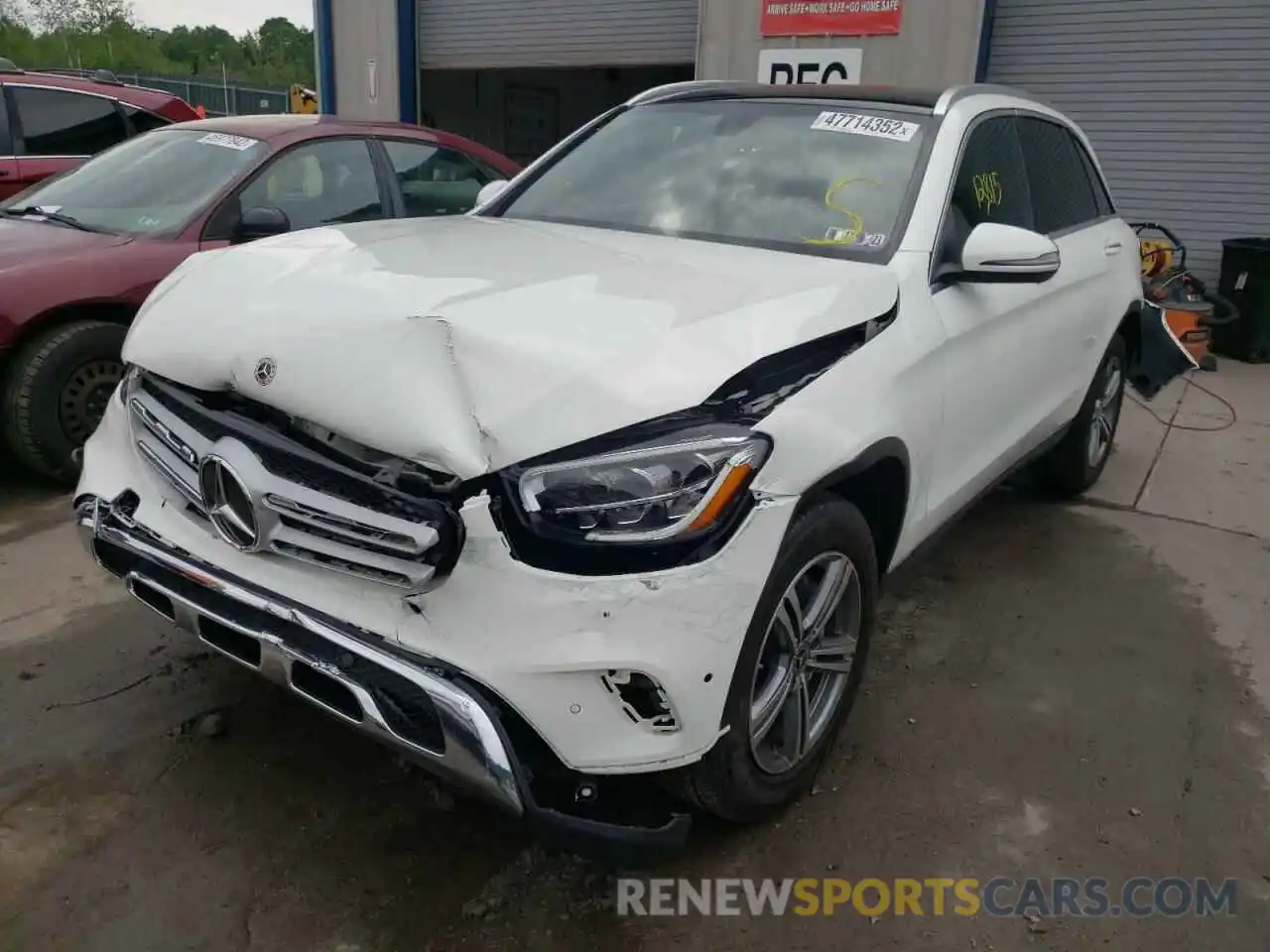 2 Photograph of a damaged car W1N0G8EB5MF920268 MERCEDES-BENZ GLC-CLASS 2021