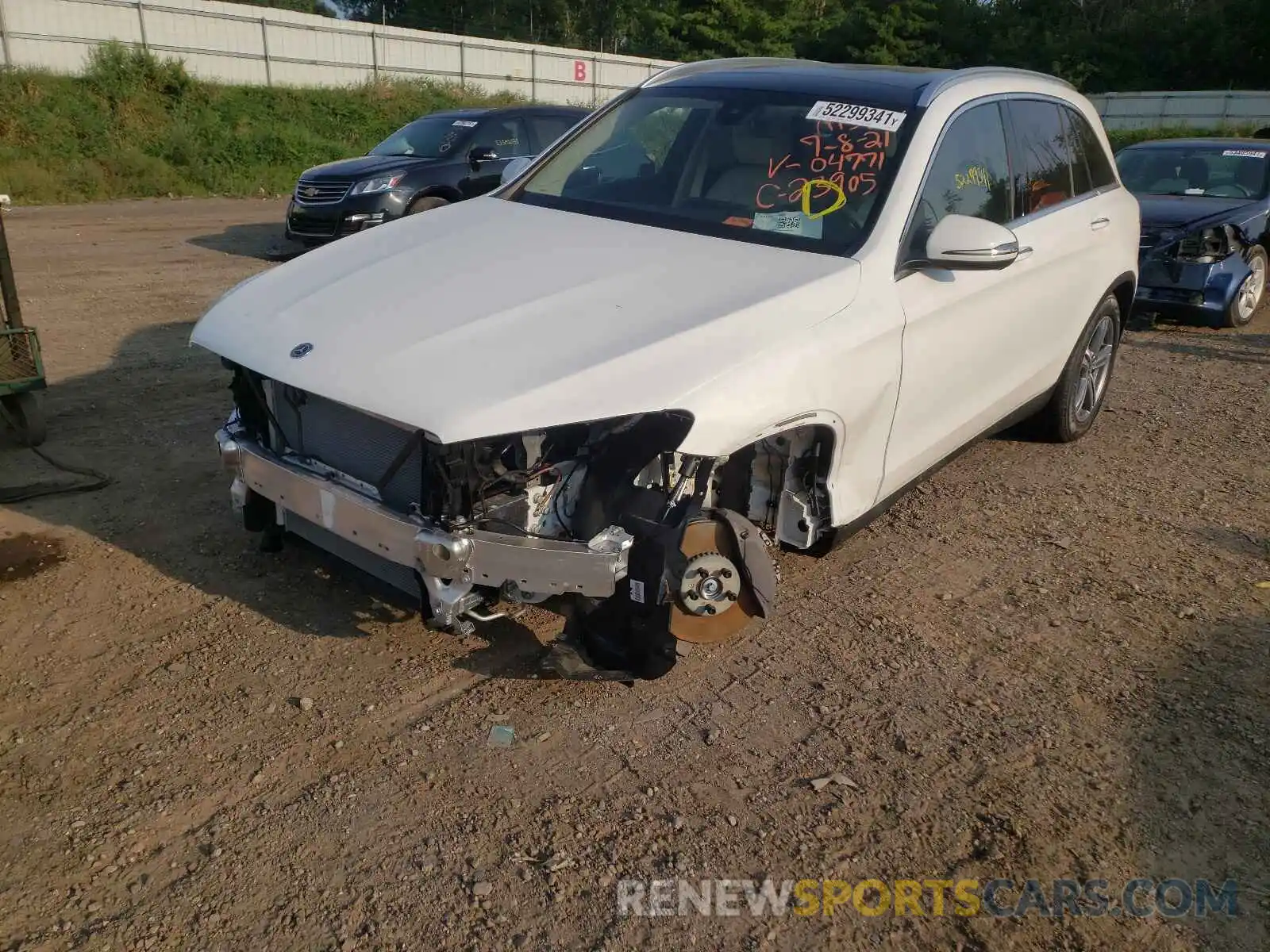 2 Photograph of a damaged car W1N0G8EB5MV304771 MERCEDES-BENZ GLC-CLASS 2021