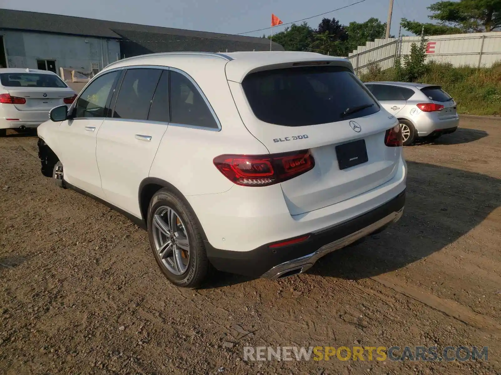 3 Photograph of a damaged car W1N0G8EB5MV304771 MERCEDES-BENZ GLC-CLASS 2021