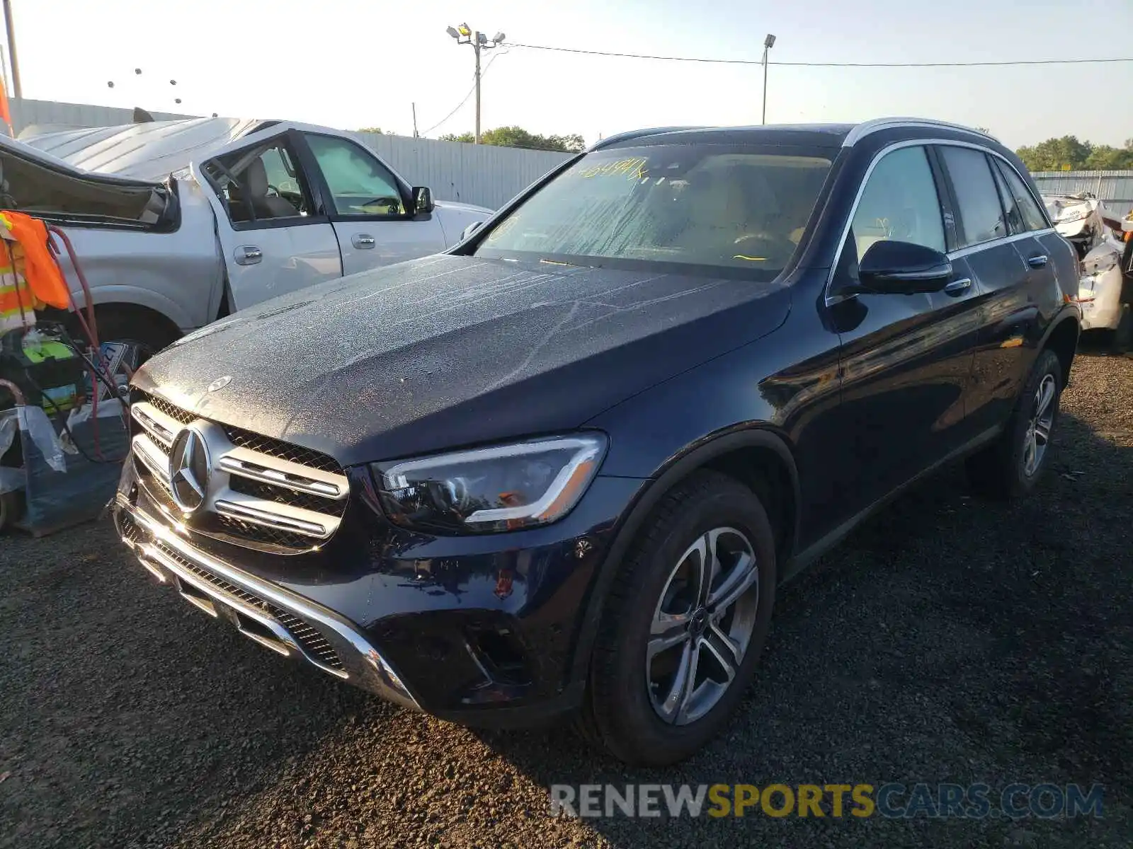 2 Photograph of a damaged car W1N0G8EB6MF915046 MERCEDES-BENZ GLC-CLASS 2021