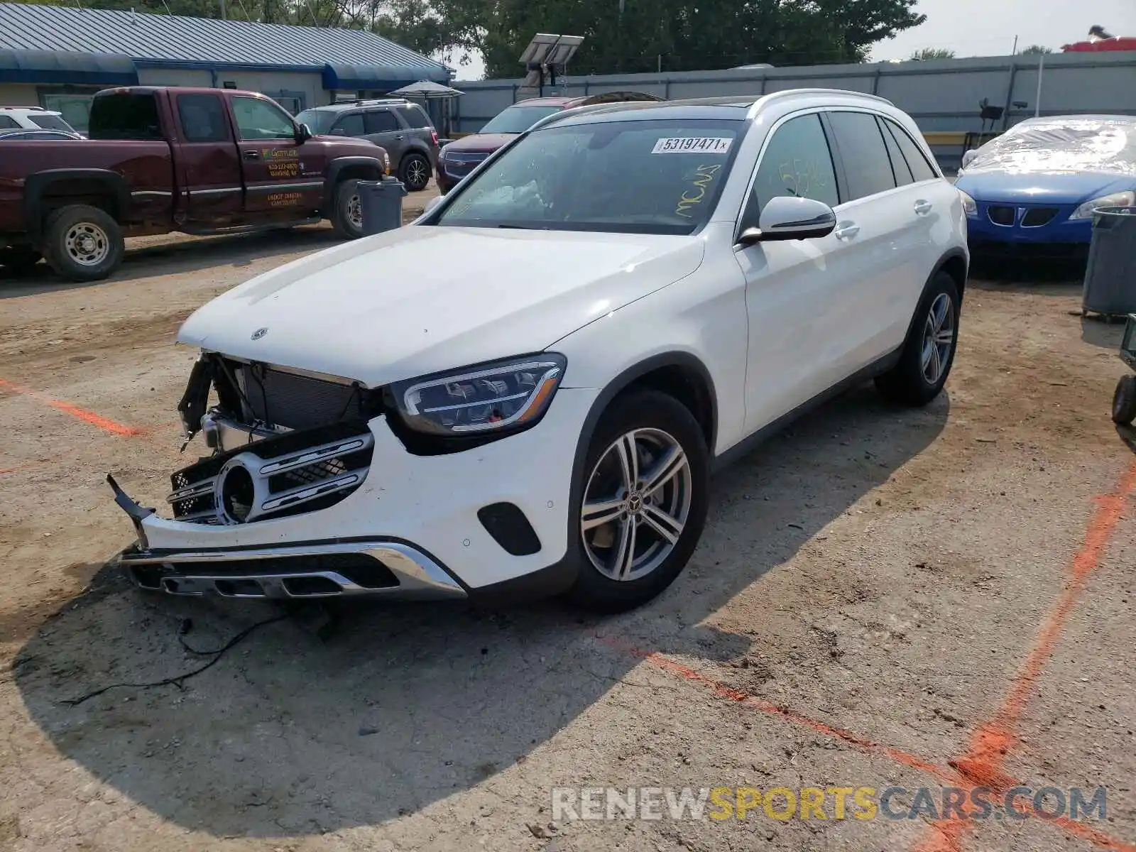 2 Photograph of a damaged car W1N0G8EB6MF931814 MERCEDES-BENZ GLC-CLASS 2021