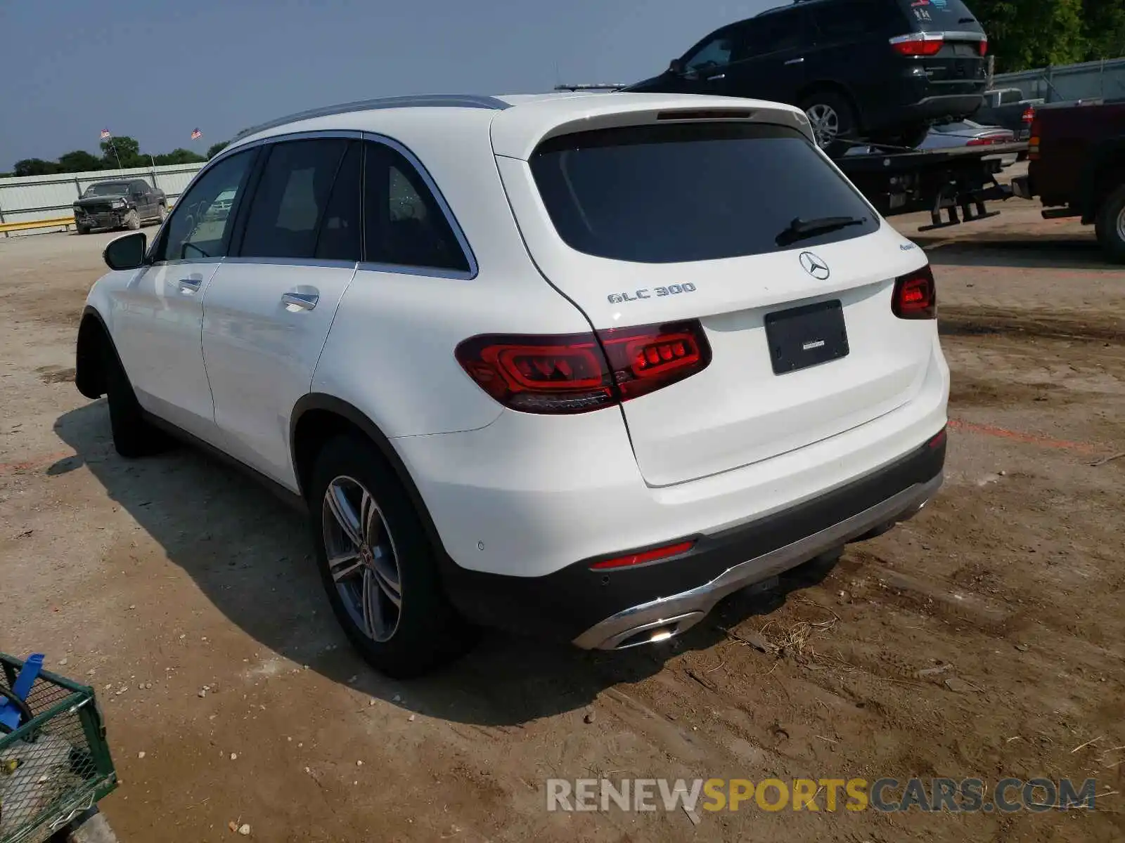 3 Photograph of a damaged car W1N0G8EB6MF931814 MERCEDES-BENZ GLC-CLASS 2021