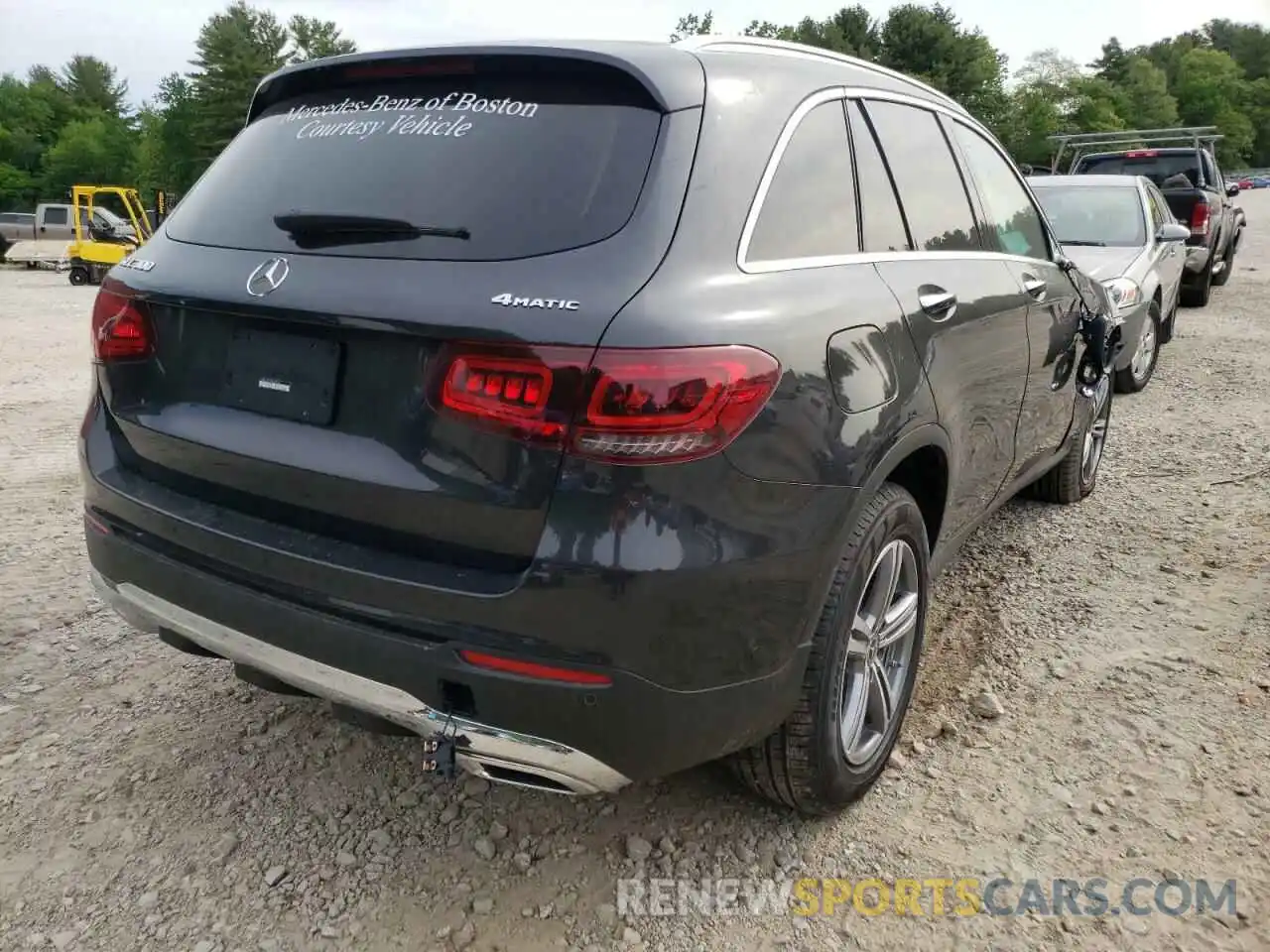 4 Photograph of a damaged car W1N0G8EB7MV310006 MERCEDES-BENZ GLC-CLASS 2021