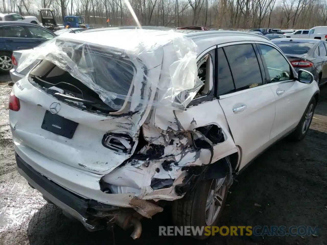 4 Photograph of a damaged car W1N0G8EB8MF898301 MERCEDES-BENZ GLC-CLASS 2021