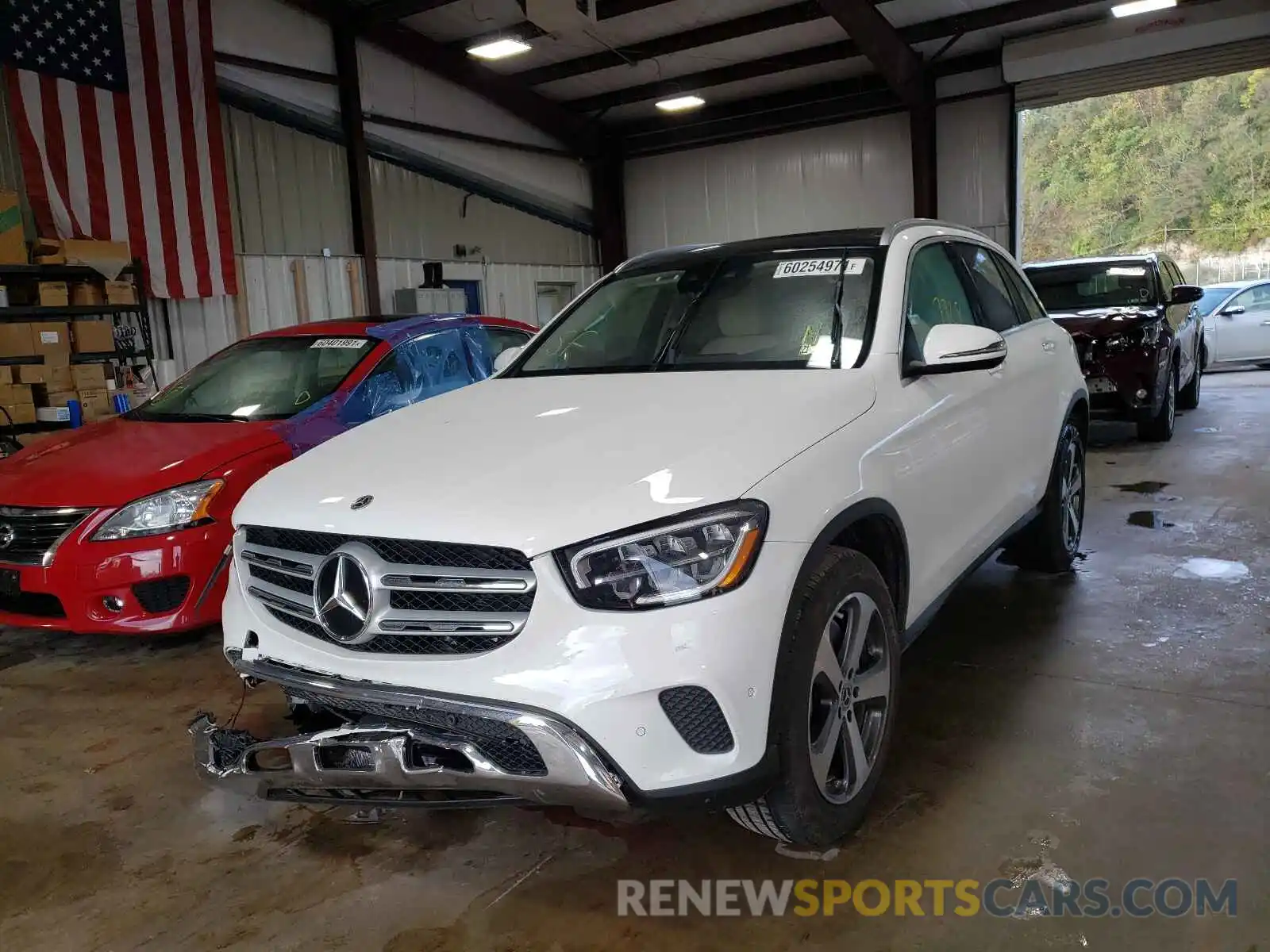 2 Photograph of a damaged car W1N0G8EB8MF901388 MERCEDES-BENZ GLC-CLASS 2021