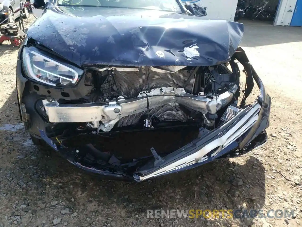 9 Photograph of a damaged car W1N0G8EB8MF903884 MERCEDES-BENZ GLC-CLASS 2021