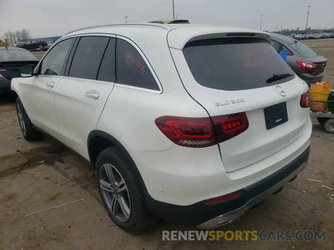 3 Photograph of a damaged car W1N0G8EB8MF932785 MERCEDES-BENZ GLC-CLASS 2021