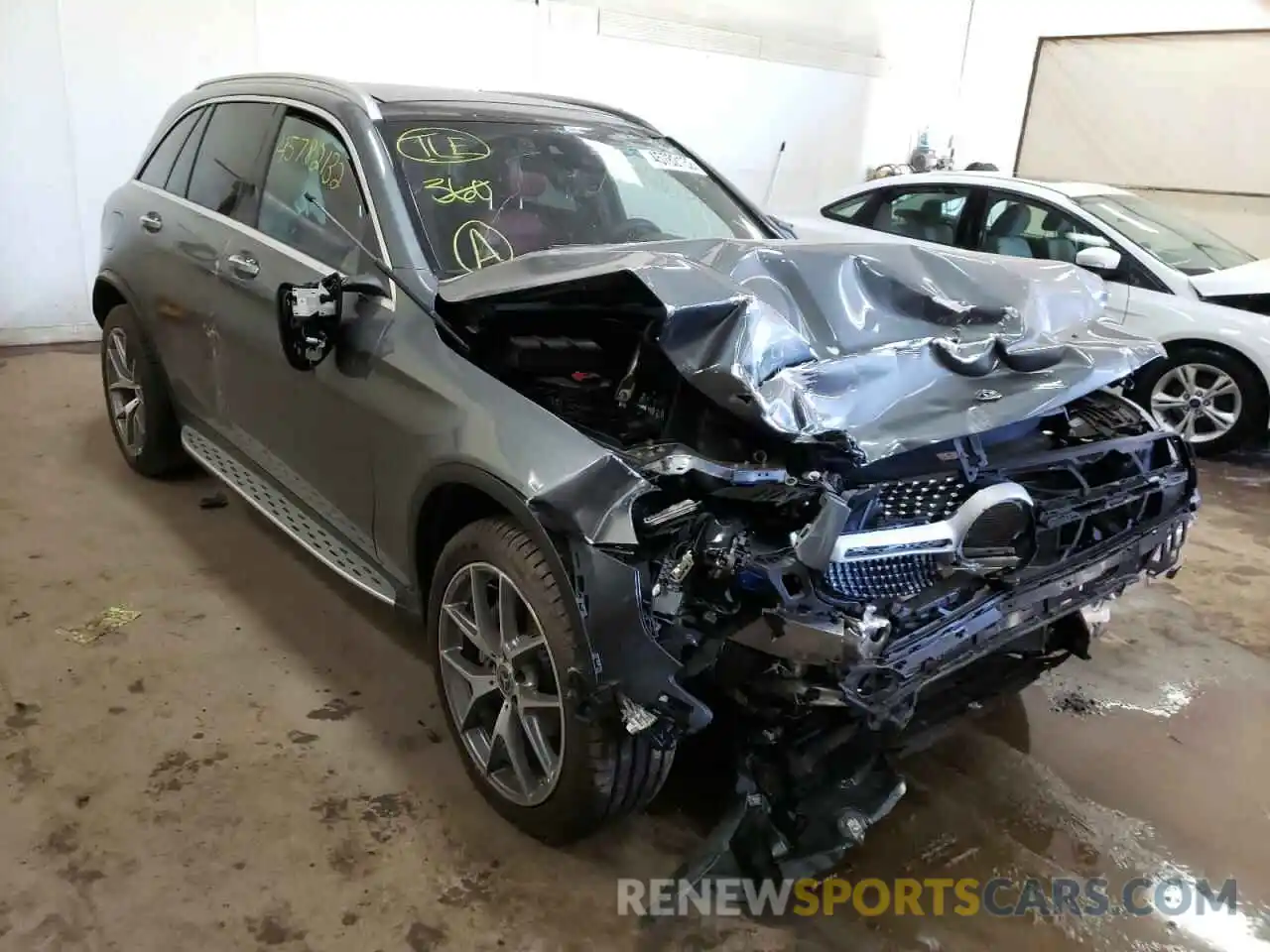 1 Photograph of a damaged car W1N0G8EB8MF951207 MERCEDES-BENZ GLC-CLASS 2021