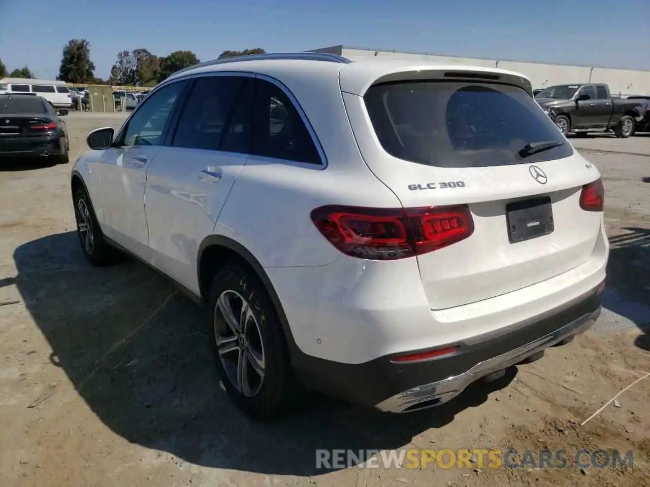 3 Photograph of a damaged car W1N0G8EB8MV273693 MERCEDES-BENZ GLC-CLASS 2021