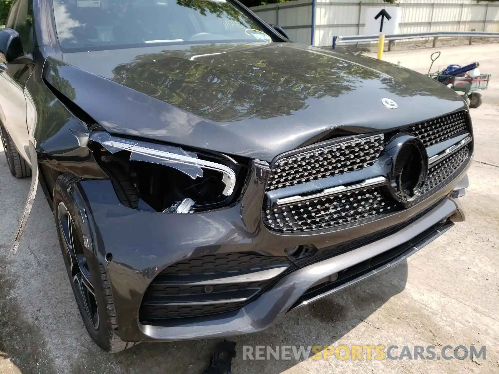 9 Photograph of a damaged car W1N0G8EB8MV282541 MERCEDES-BENZ GLC-CLASS 2021