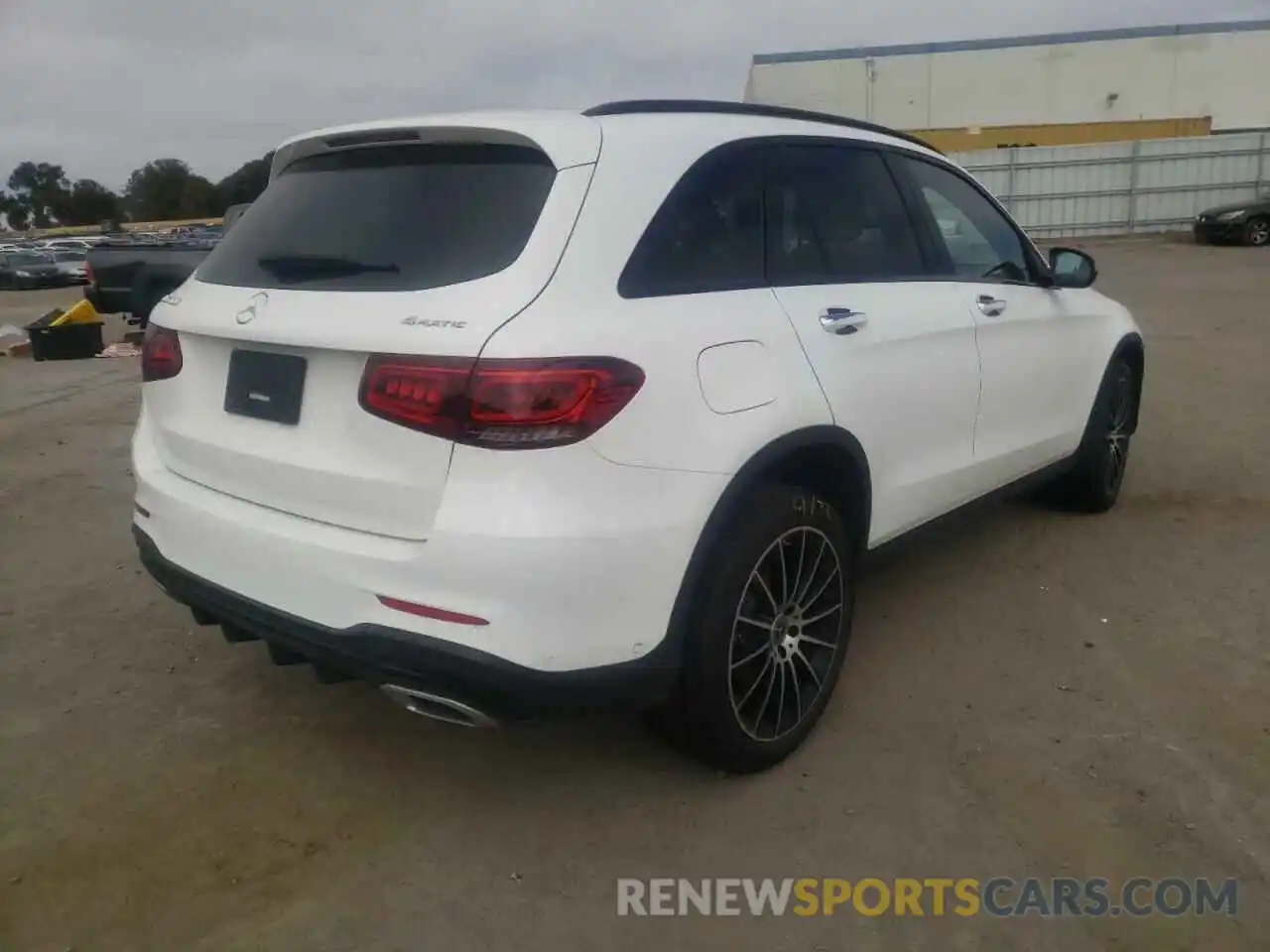 4 Photograph of a damaged car W1N0G8EB8MV301797 MERCEDES-BENZ GLC-CLASS 2021