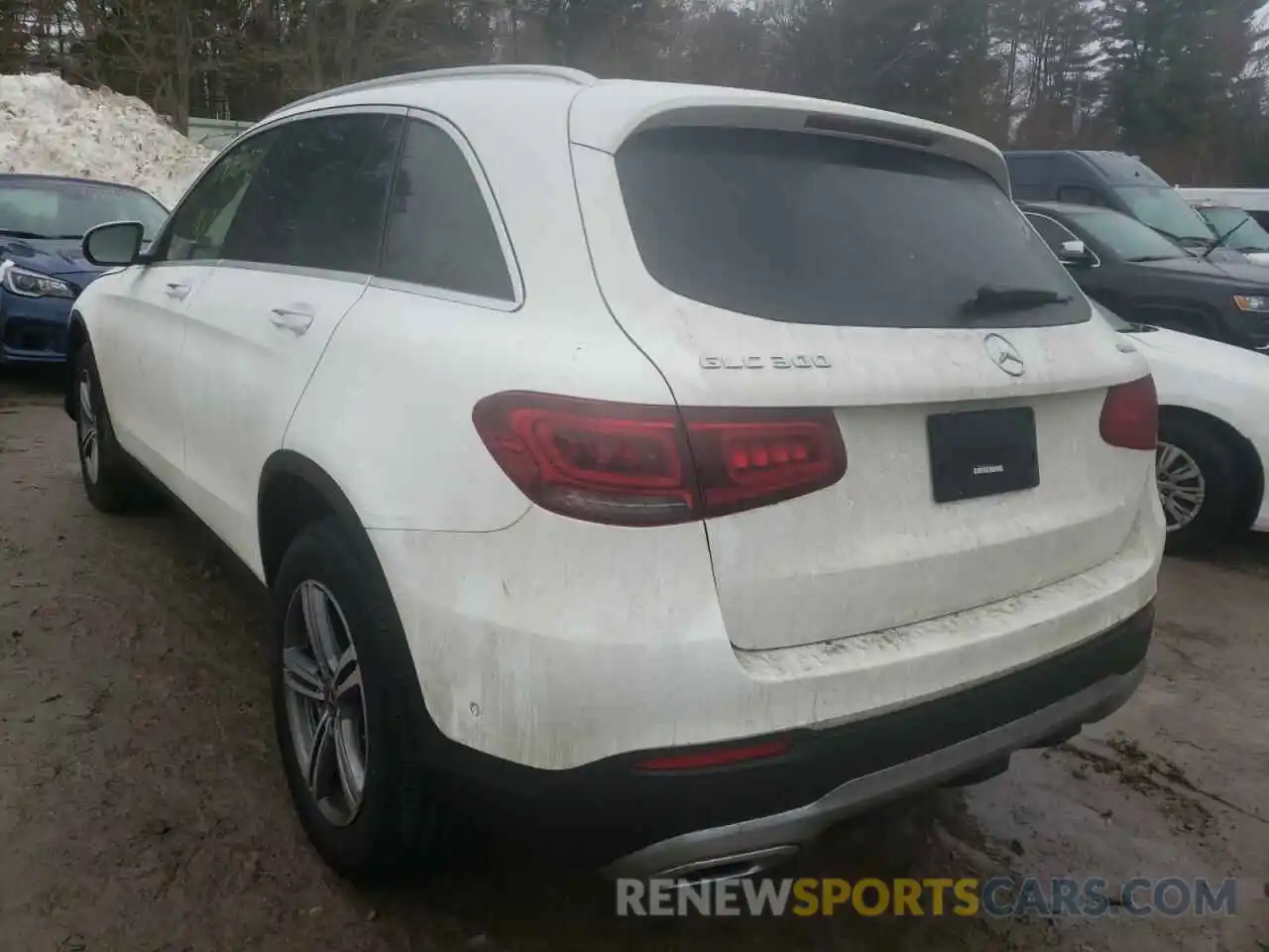 3 Photograph of a damaged car W1N0G8EB9MF898565 MERCEDES-BENZ GLC-CLASS 2021