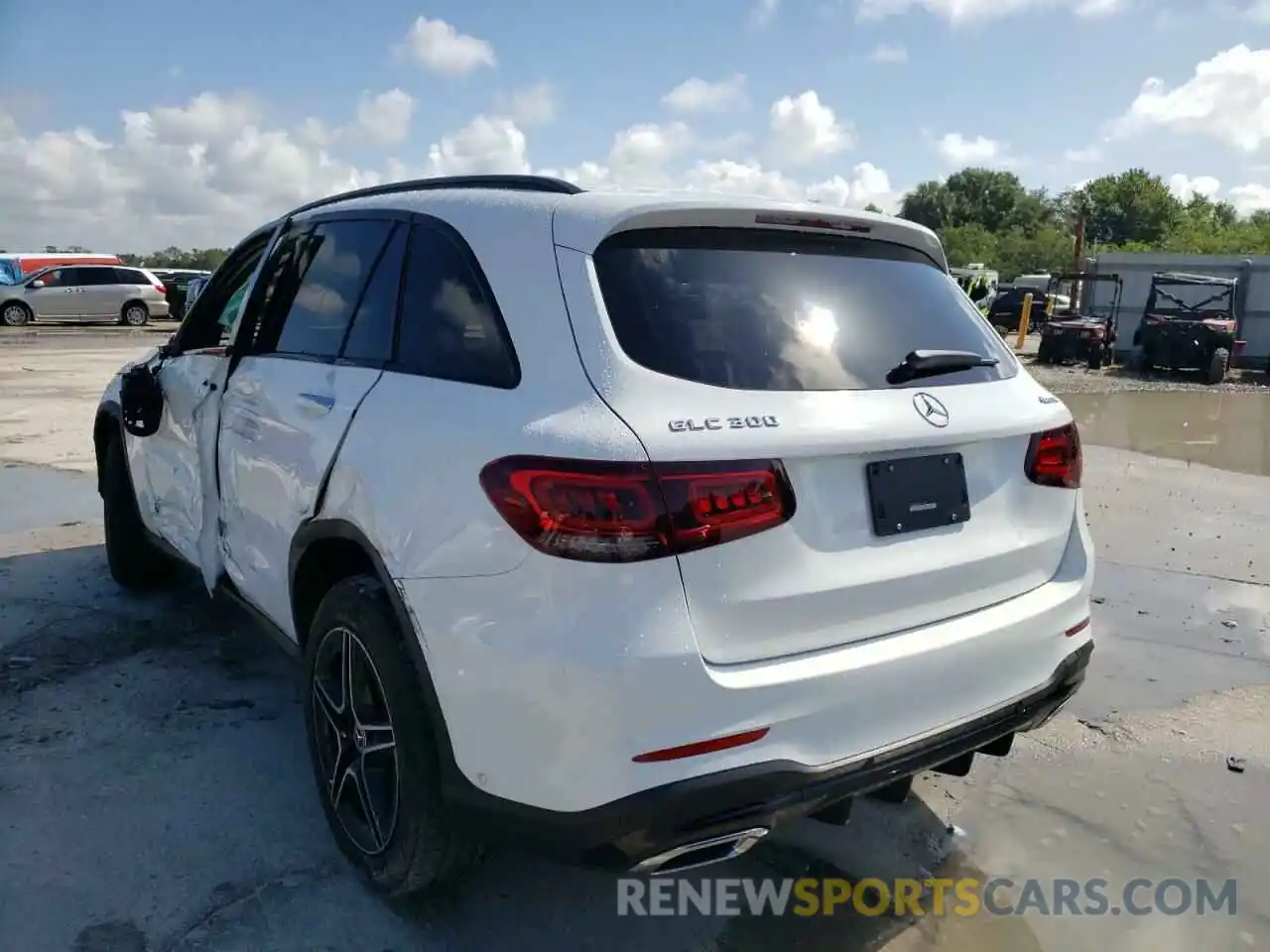 3 Photograph of a damaged car W1N0G8EB9MF919351 MERCEDES-BENZ GLC-CLASS 2021