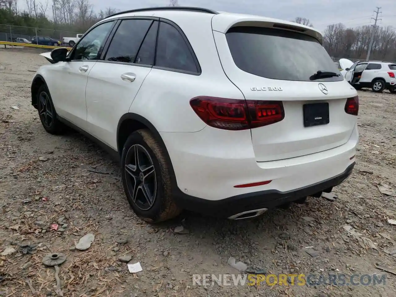 3 Photograph of a damaged car W1N0G8EBXMF871424 MERCEDES-BENZ GLC-CLASS 2021