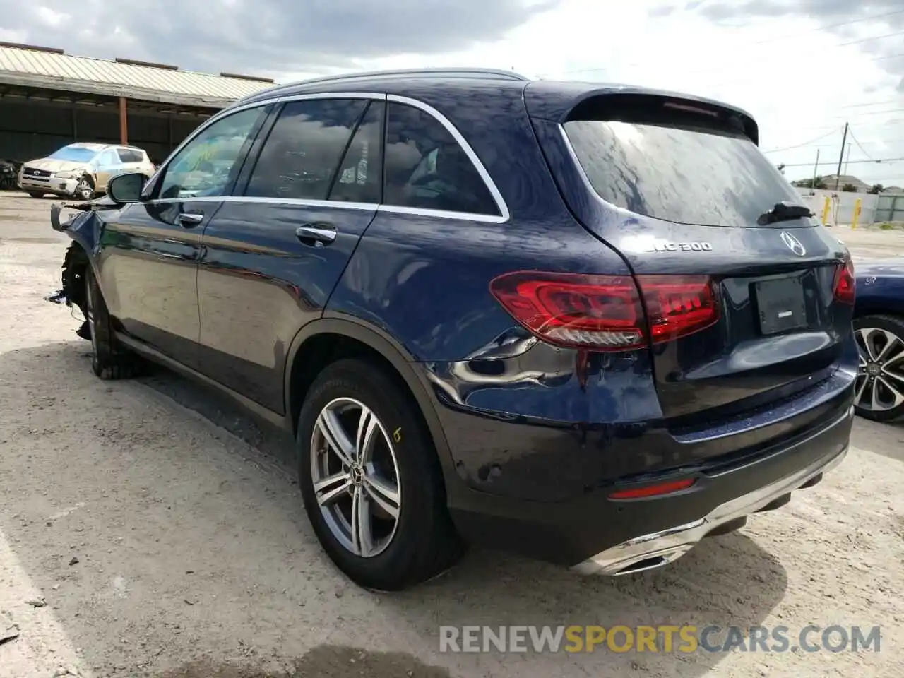 3 Photograph of a damaged car W1N0G8EBXMF872802 MERCEDES-BENZ GLC-CLASS 2021