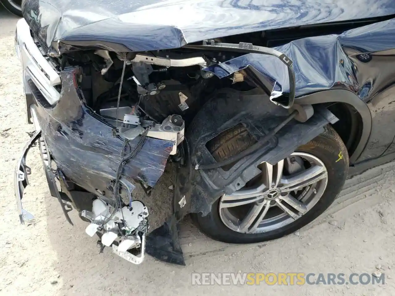 9 Photograph of a damaged car W1N0G8EBXMF872802 MERCEDES-BENZ GLC-CLASS 2021