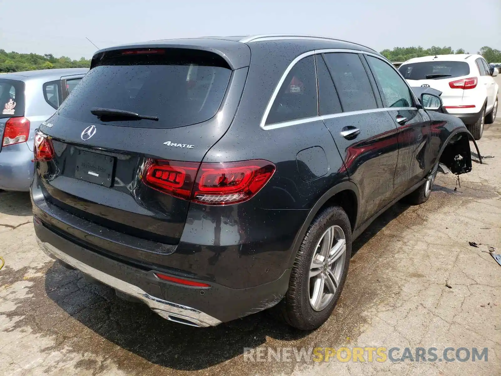 4 Photograph of a damaged car W1N0G8EBXMF921707 MERCEDES-BENZ GLC-CLASS 2021