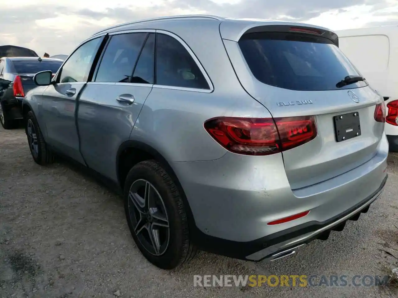 1 Photograph of a damaged car W1N0G8EBXMF923960 MERCEDES-BENZ GLC-CLASS 2021