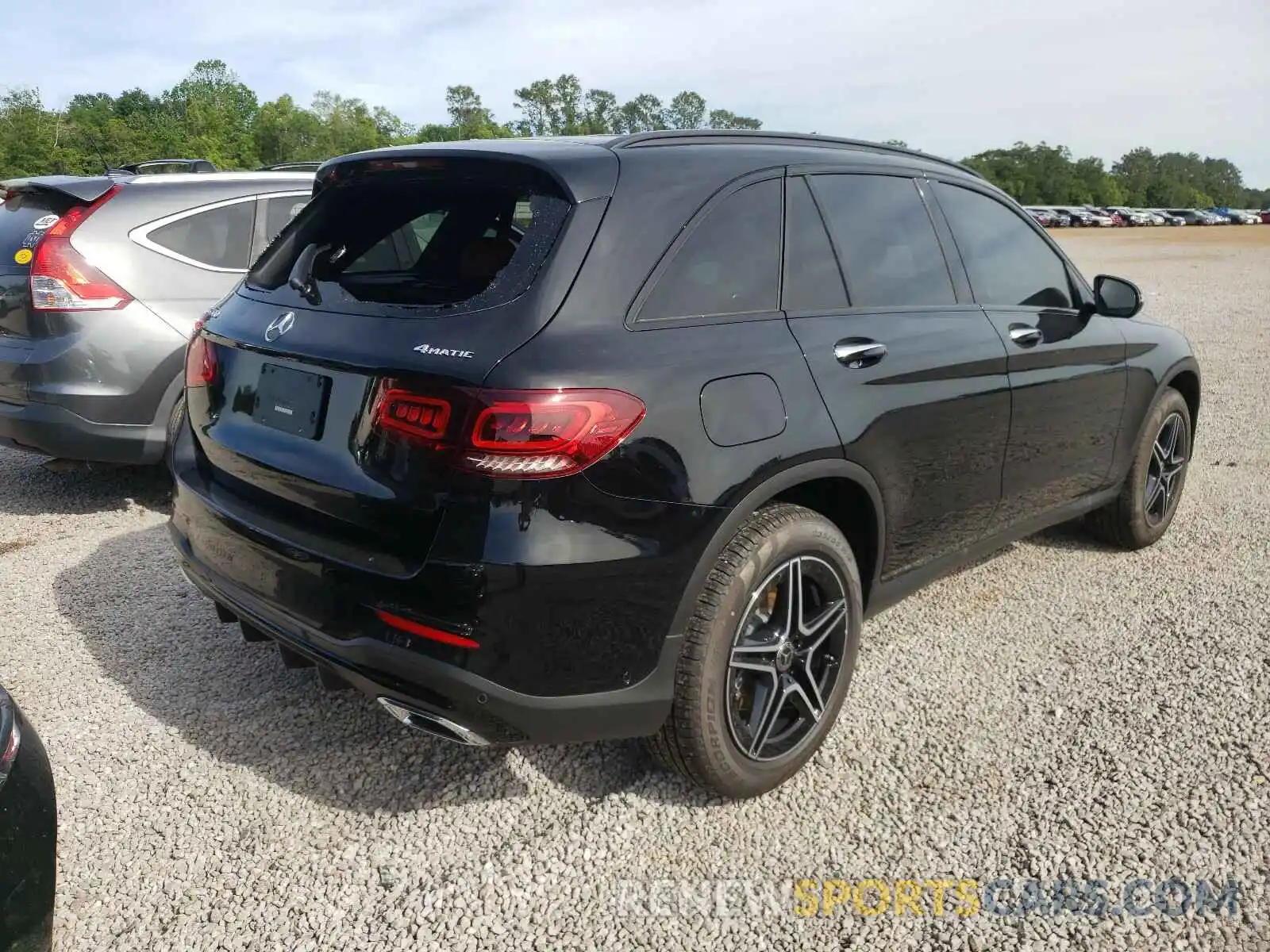 4 Photograph of a damaged car W1N0G8EBXMV284470 MERCEDES-BENZ GLC-CLASS 2021