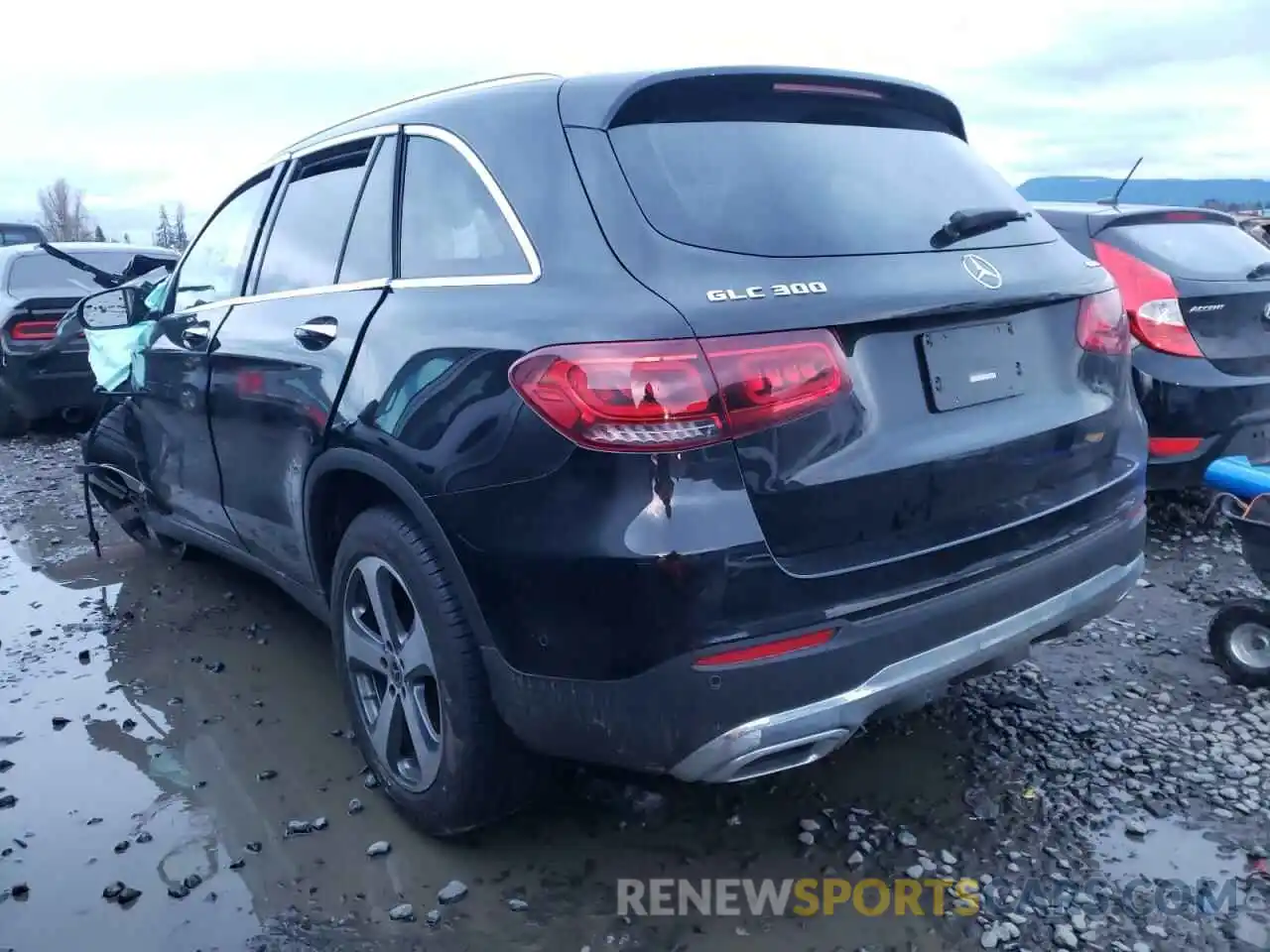 3 Photograph of a damaged car W1N0G8EBXMV286865 MERCEDES-BENZ GLC-CLASS 2021