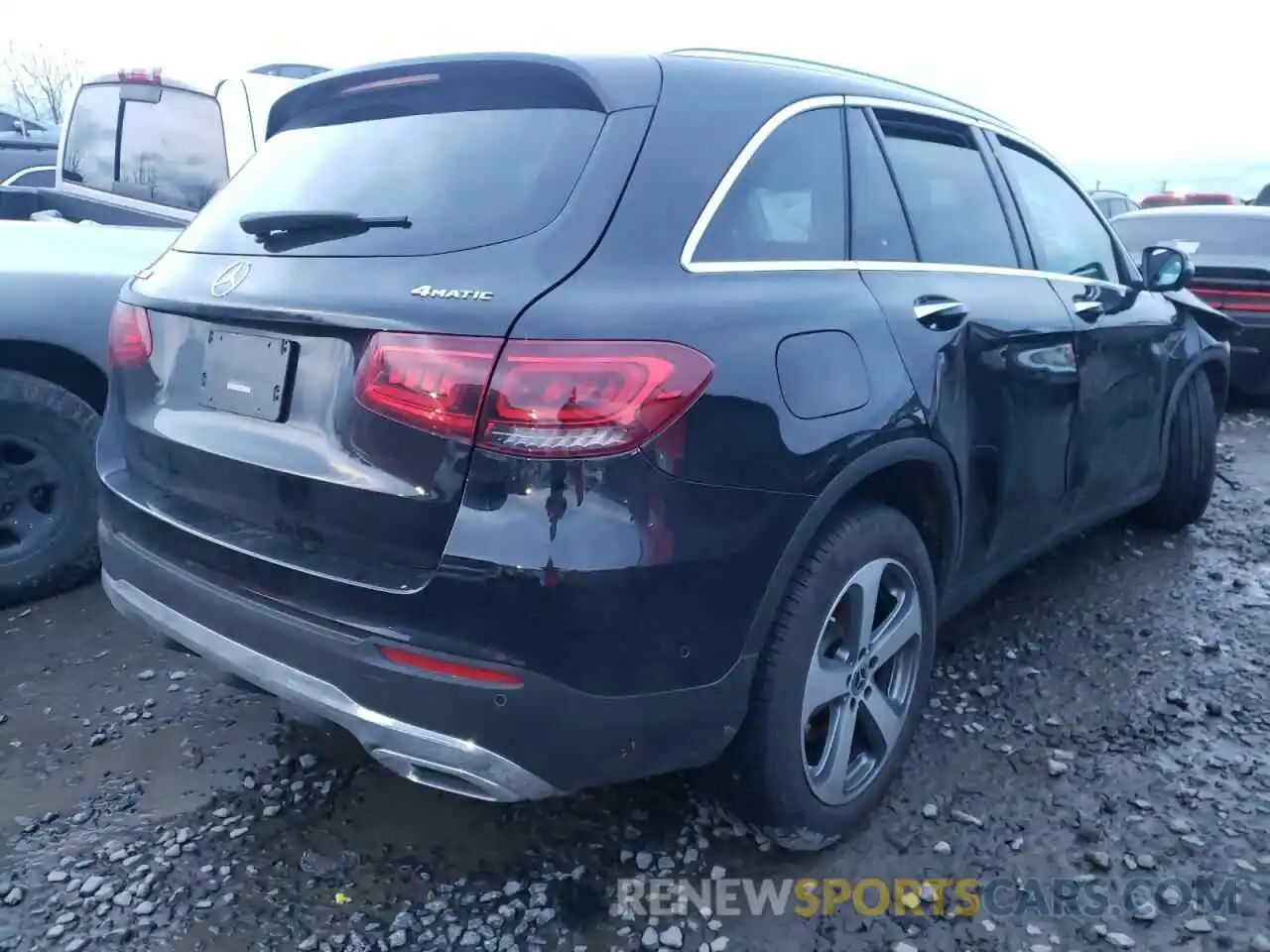 4 Photograph of a damaged car W1N0G8EBXMV286865 MERCEDES-BENZ GLC-CLASS 2021