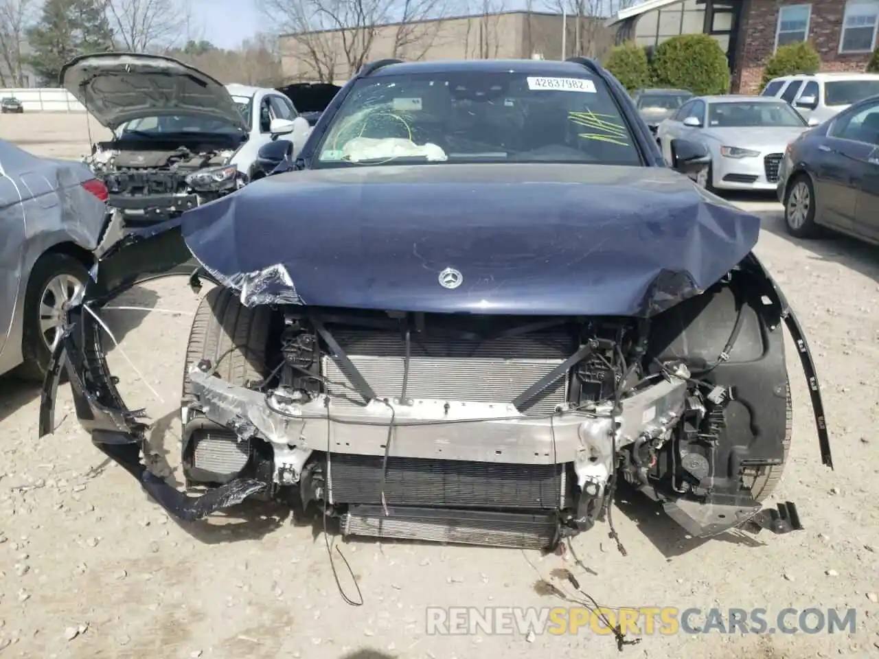 9 Photograph of a damaged car W1N0G8JB6MF878179 MERCEDES-BENZ GLC-CLASS 2021