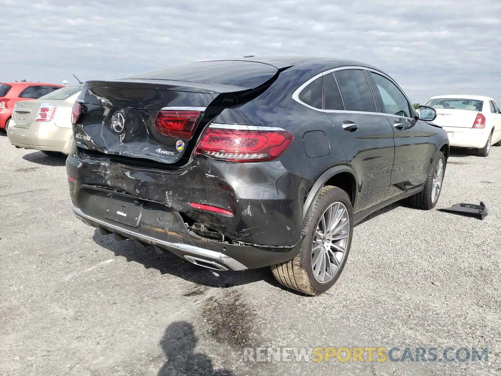 4 Photograph of a damaged car W1N0J8EB4MF915662 MERCEDES-BENZ GLC-CLASS 2021