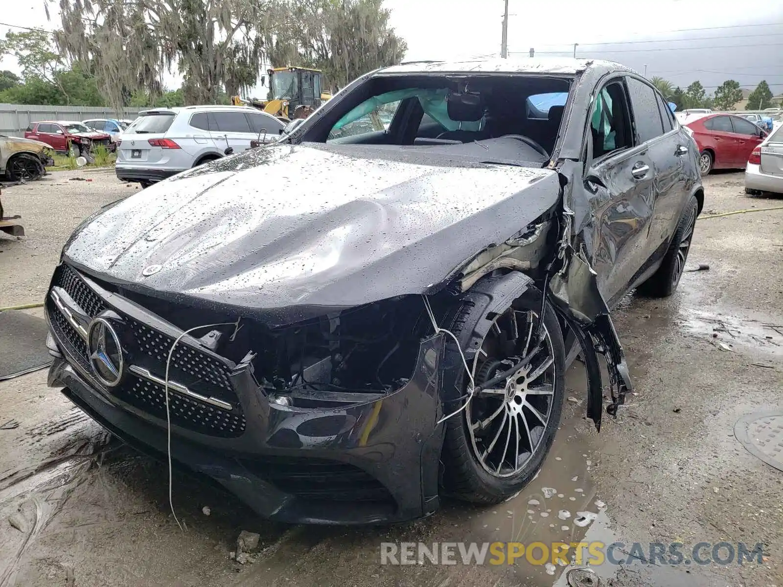 2 Photograph of a damaged car W1N0J8EB4MF924779 MERCEDES-BENZ GLC-CLASS 2021