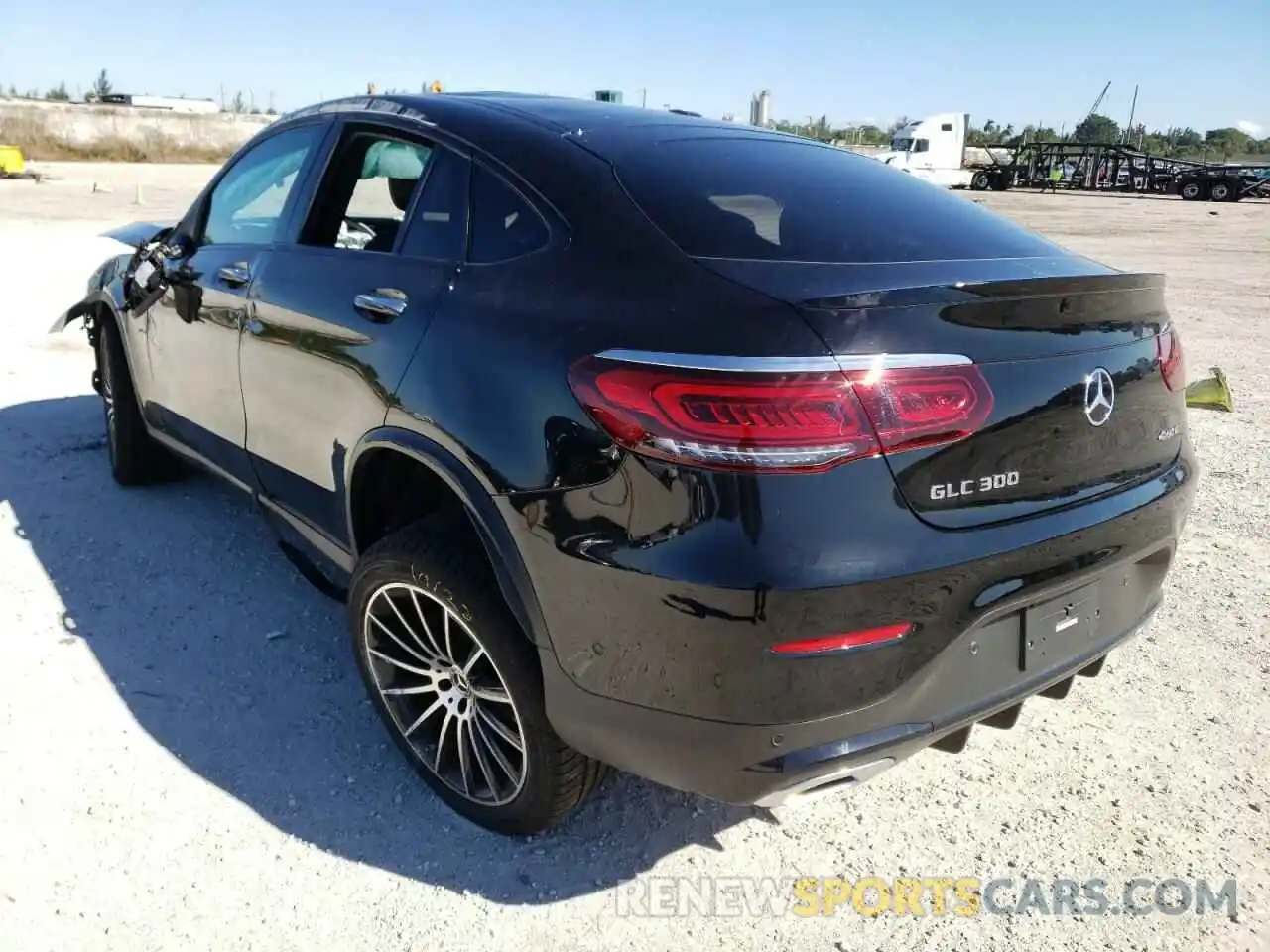 3 Photograph of a damaged car W1N0J8EB6MF929725 MERCEDES-BENZ GLC-CLASS 2021