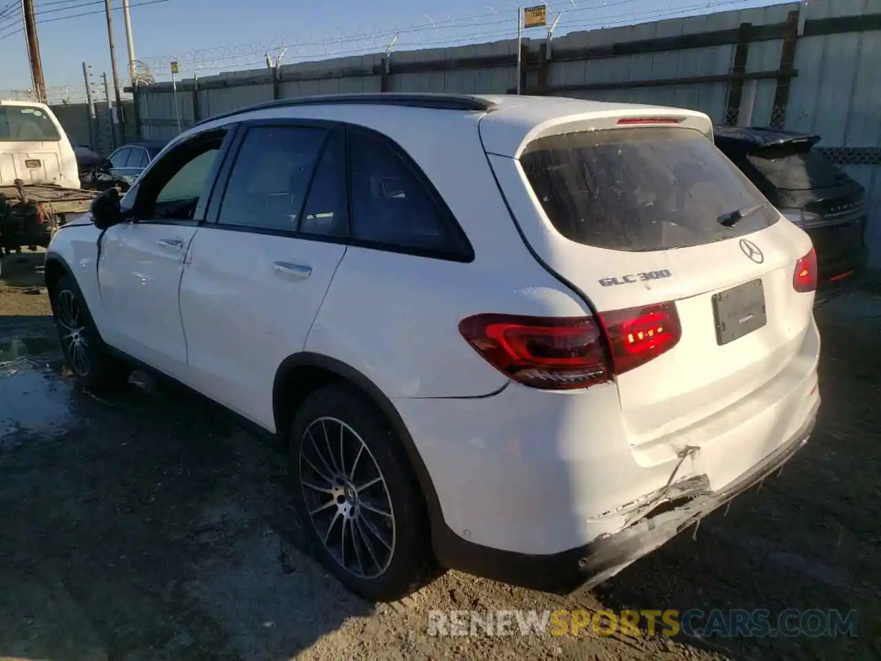 2 Фотография поврежденного автомобиля W1N0G8DB2NV382105 MERCEDES-BENZ GLC-CLASS 2022