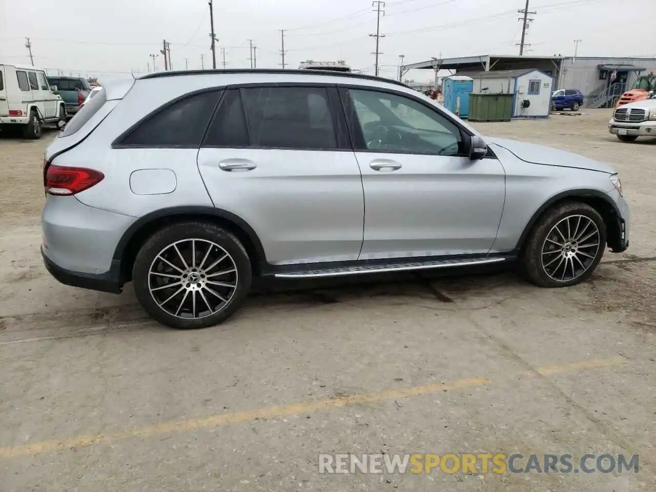 3 Photograph of a damaged car W1N0G8DB5NG042810 MERCEDES-BENZ GLC-CLASS 2022