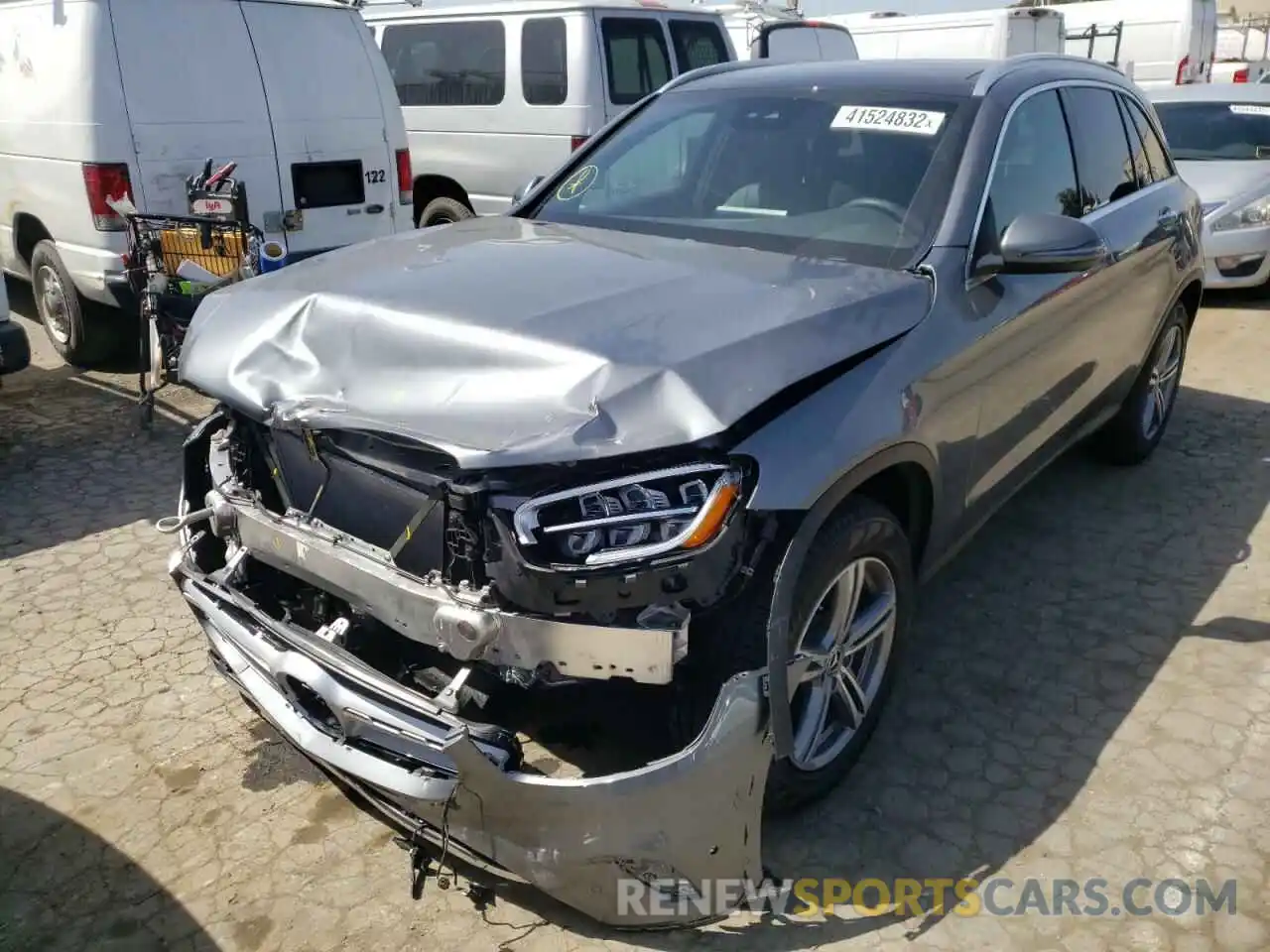 2 Photograph of a damaged car W1N0G8EB0NV326713 MERCEDES-BENZ GLC-CLASS 2022