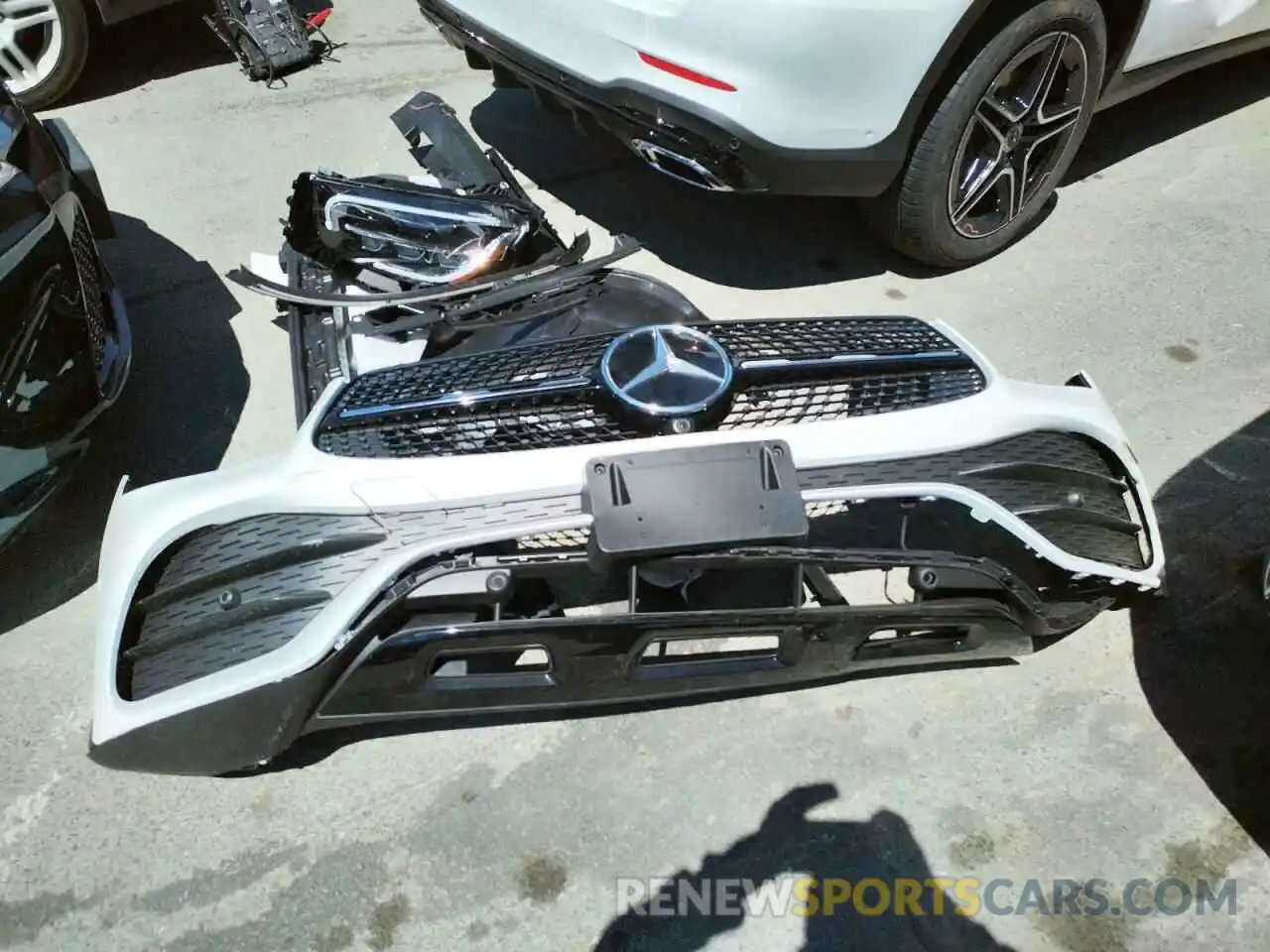 9 Photograph of a damaged car W1N0G8EB1NG061871 MERCEDES-BENZ GLC-CLASS 2022