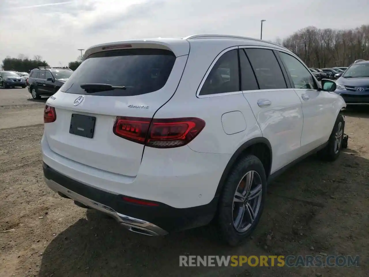 4 Photograph of a damaged car W1N0G8EB1NV339499 MERCEDES-BENZ GLC-CLASS 2022