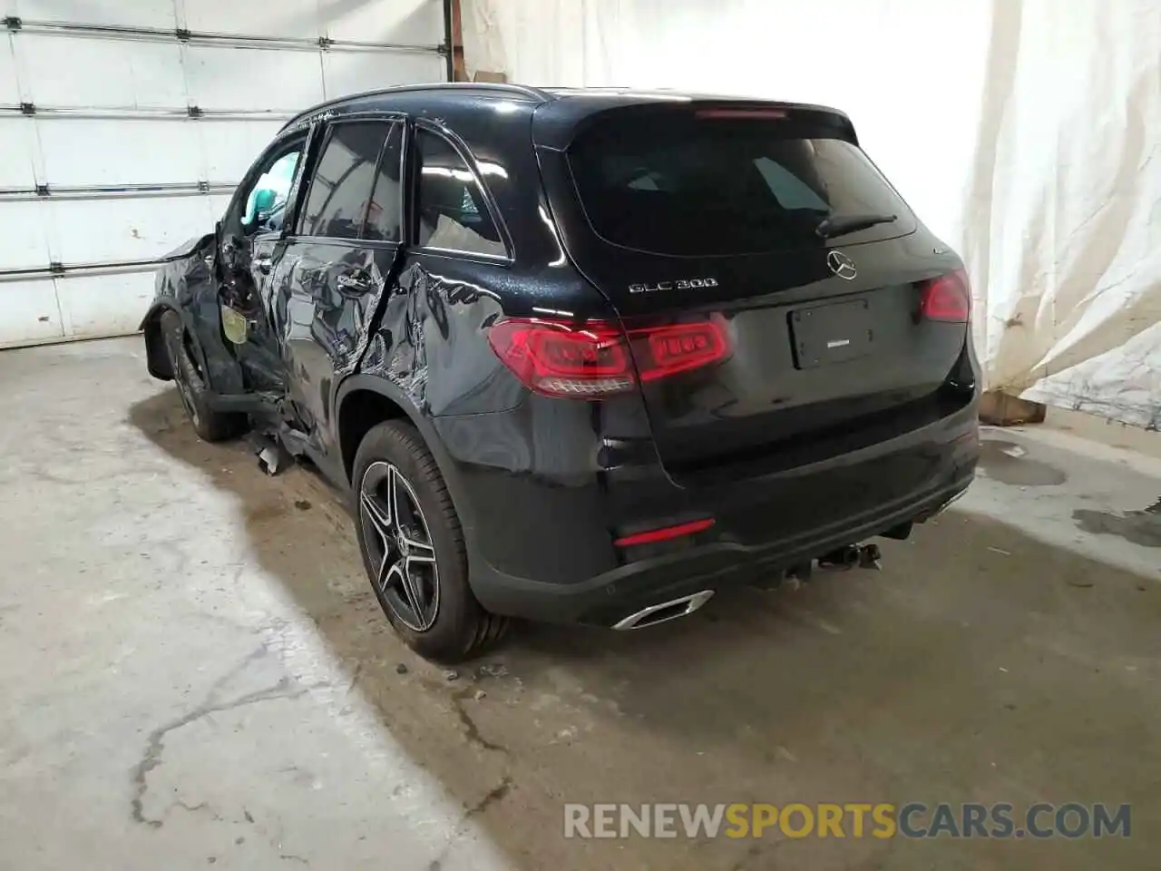 3 Photograph of a damaged car W1N0G8EB2NV383849 MERCEDES-BENZ GLC-CLASS 2022