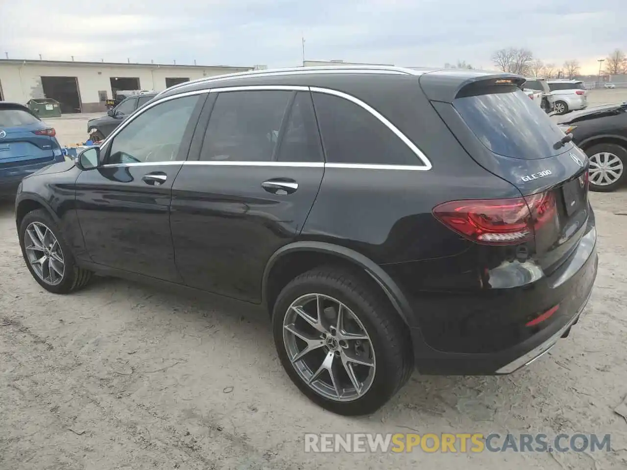 2 Фотография поврежденного автомобиля W1N0G8EB3NG053156 MERCEDES-BENZ GLC-CLASS 2022