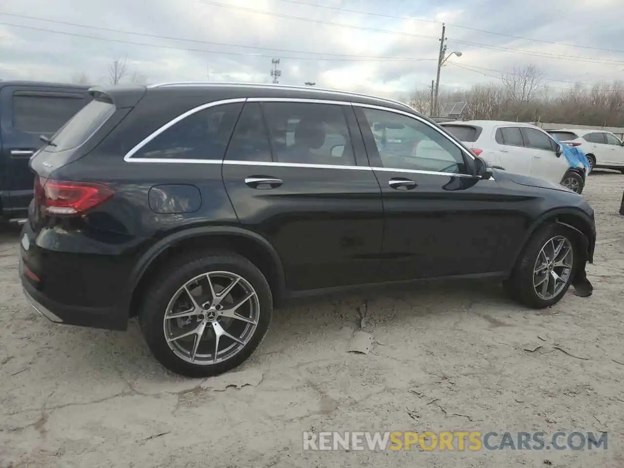 3 Photograph of a damaged car W1N0G8EB3NG053156 MERCEDES-BENZ GLC-CLASS 2022