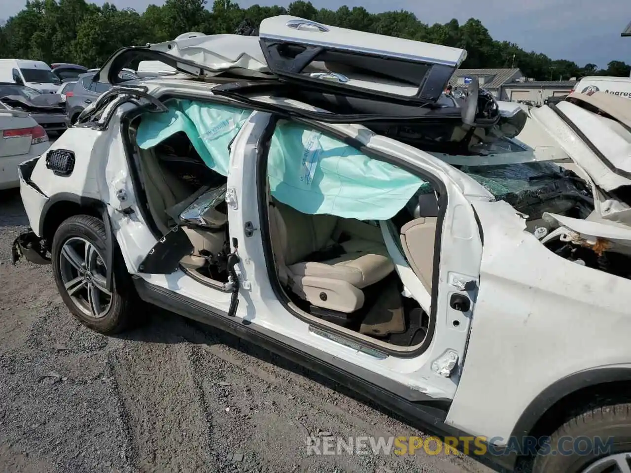 9 Photograph of a damaged car W1N0G8EB3NV364744 MERCEDES-BENZ GLC-CLASS 2022