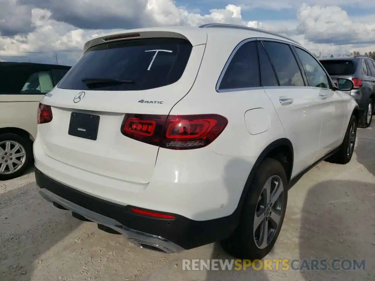 4 Photograph of a damaged car W1N0G8EB4NV397610 MERCEDES-BENZ GLC-CLASS 2022