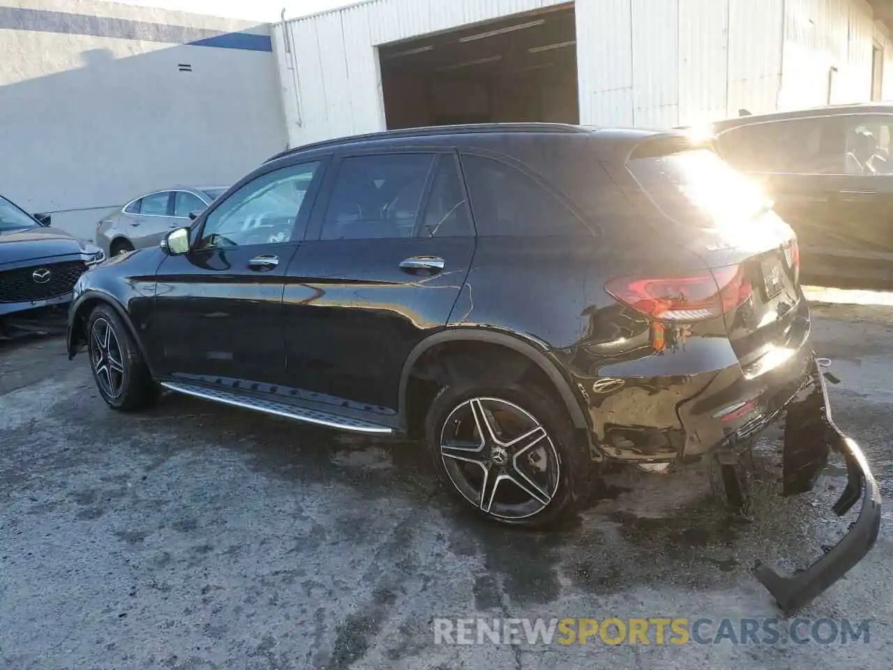 2 Photograph of a damaged car W1N0G8EB6NV385961 MERCEDES-BENZ GLC-CLASS 2022