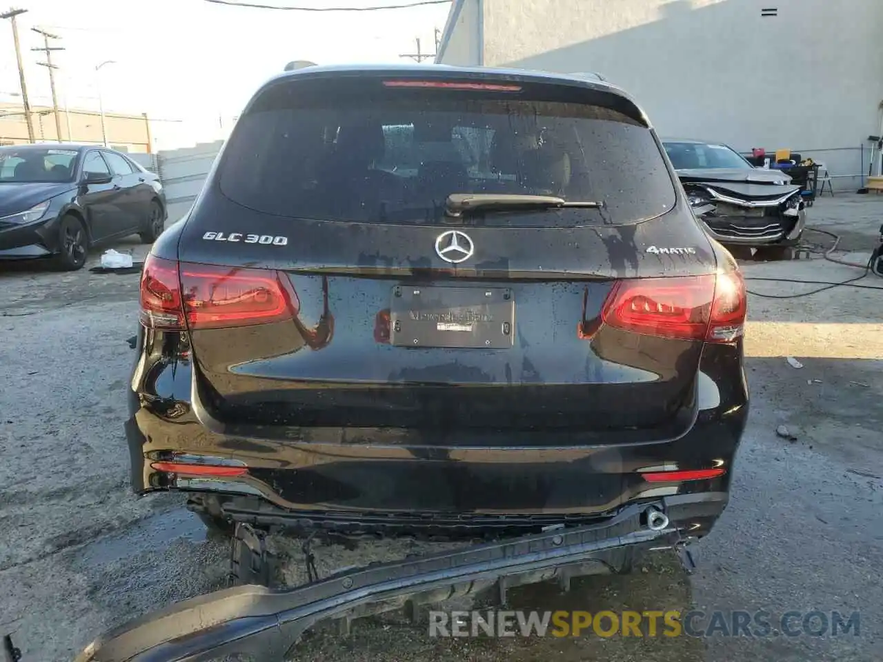 6 Photograph of a damaged car W1N0G8EB6NV385961 MERCEDES-BENZ GLC-CLASS 2022