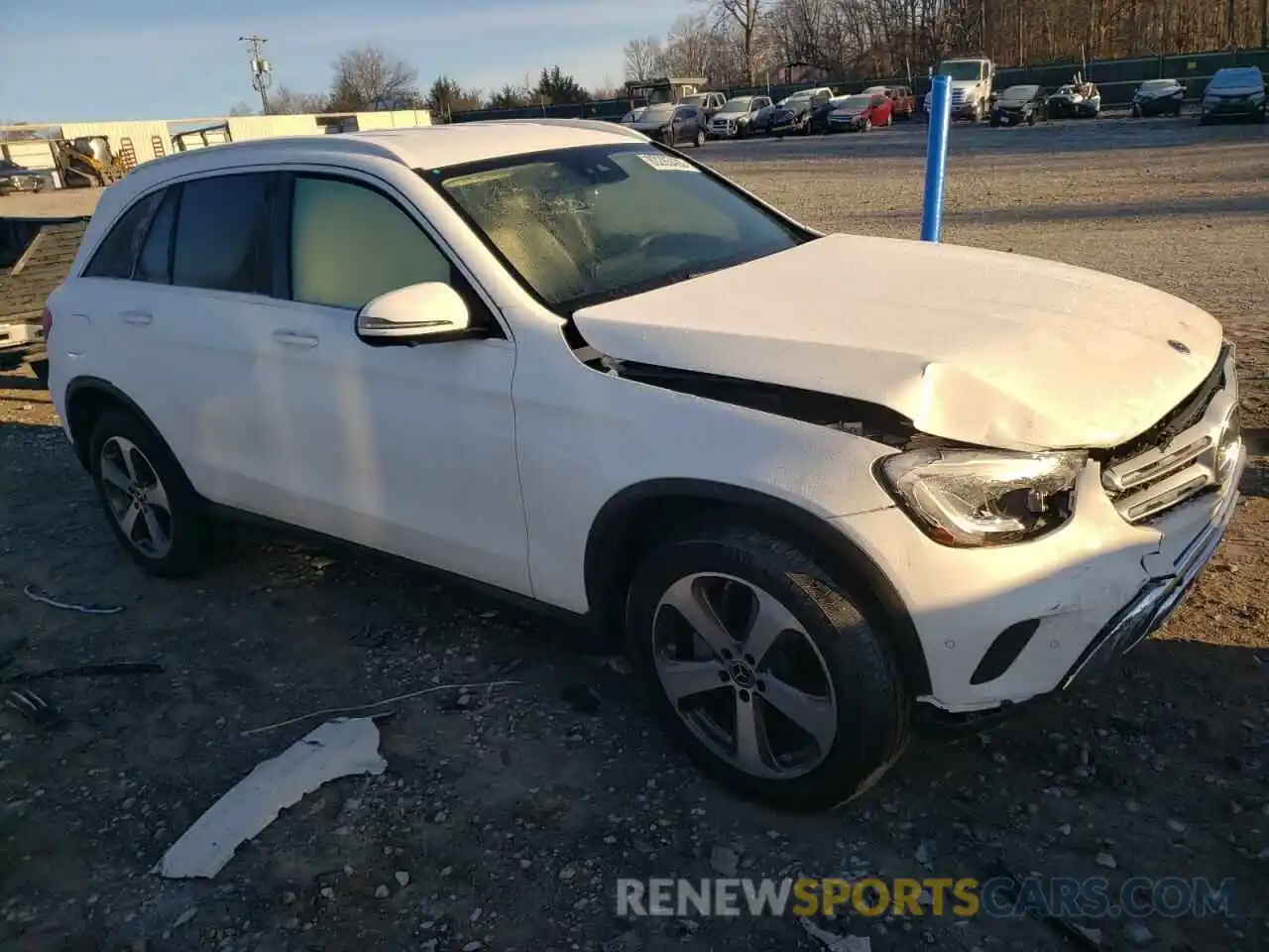 4 Photograph of a damaged car W1N0G8EB7NG070946 MERCEDES-BENZ GLC-CLASS 2022