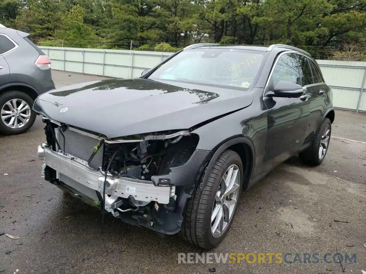 2 Photograph of a damaged car W1N0G8EB8NG052956 MERCEDES-BENZ GLC-CLASS 2022