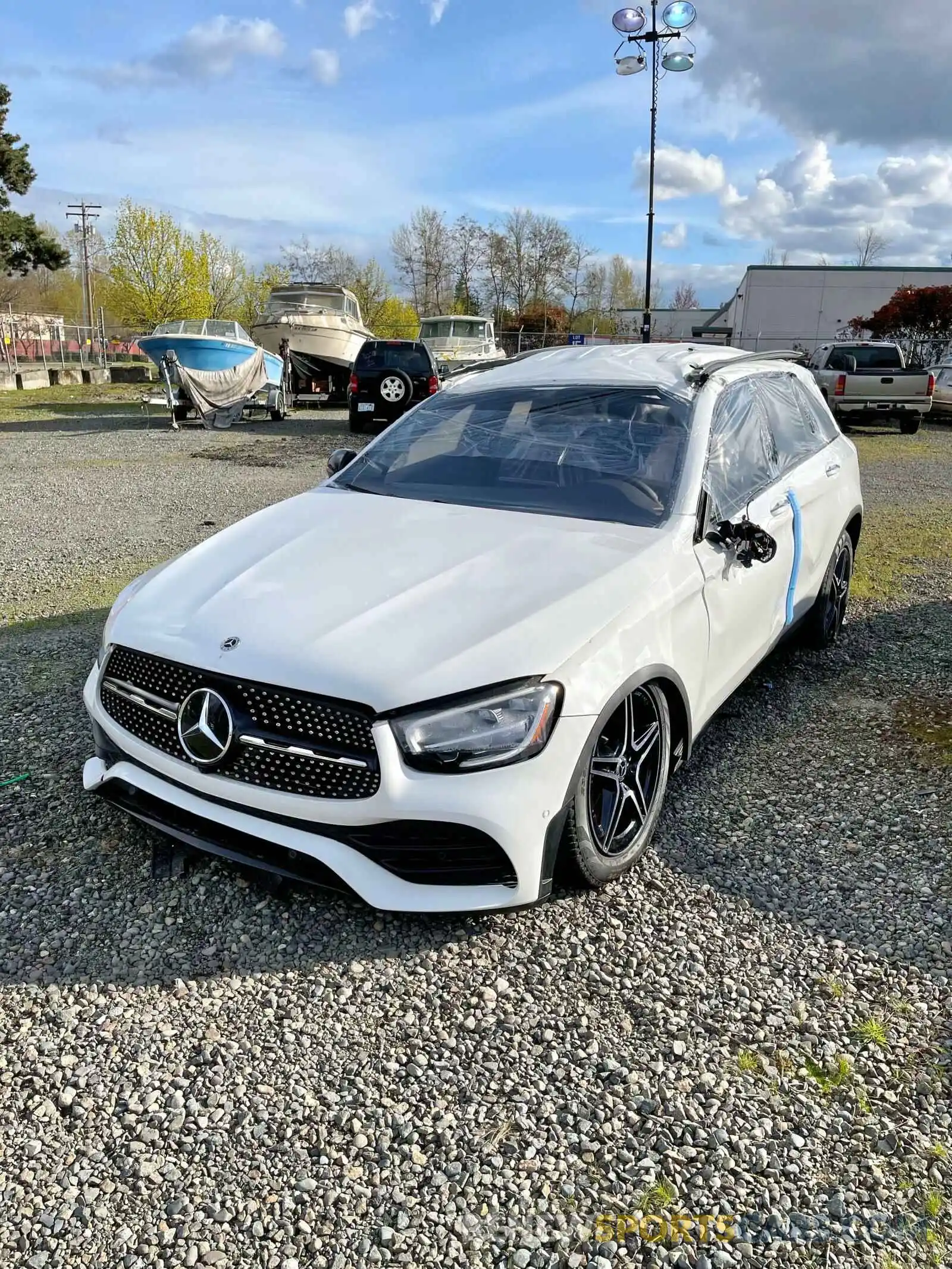 2 Photograph of a damaged car W1N0G8EB8NV341007 MERCEDES-BENZ GLC-CLASS 2022