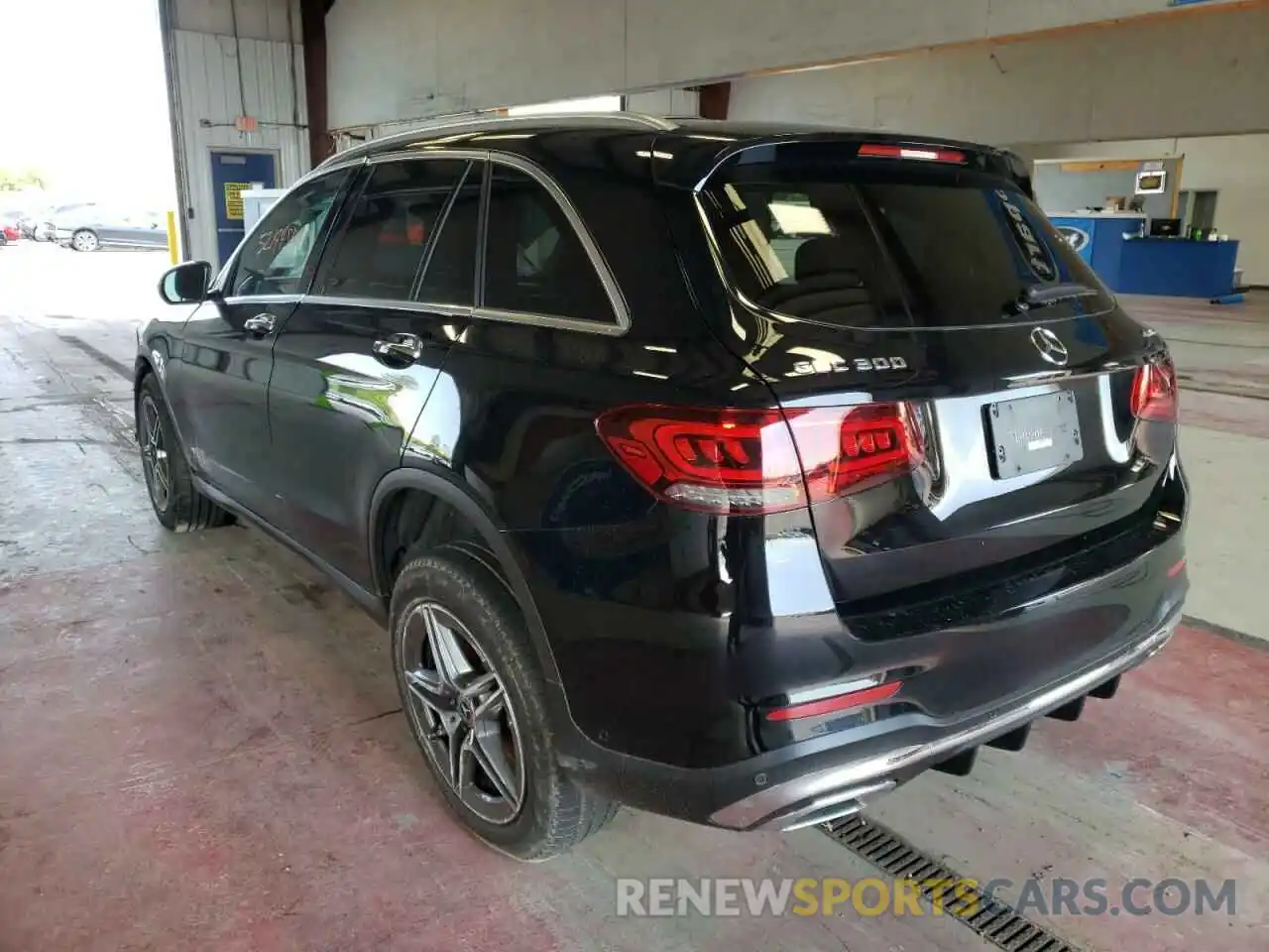 3 Photograph of a damaged car W1N0G8EBXNV330641 MERCEDES-BENZ GLC-CLASS 2022