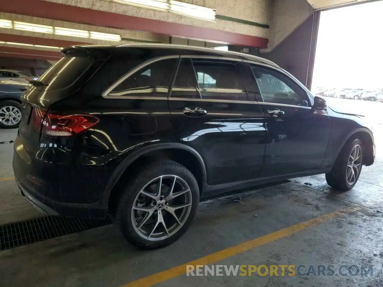 3 Photograph of a damaged car W1N0G8EBXNV391889 MERCEDES-BENZ GLC-CLASS 2022